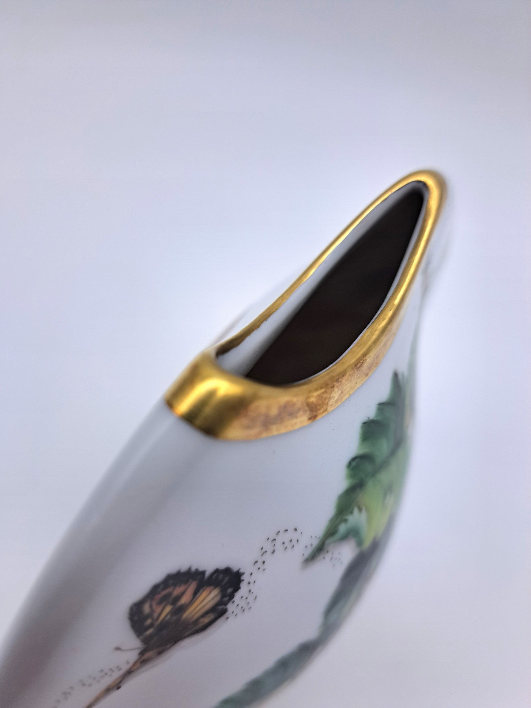 Rare Tettau Bavaria Hand-Painted Mouse and  Blackberry Vase by Jacqueline Rumball (1993)