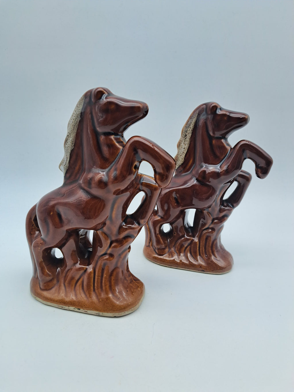Vintage Pair of Rearing Horse Ceramic Statues – Mid-Century High-Gloss Brown Glazed Stallion Figurines