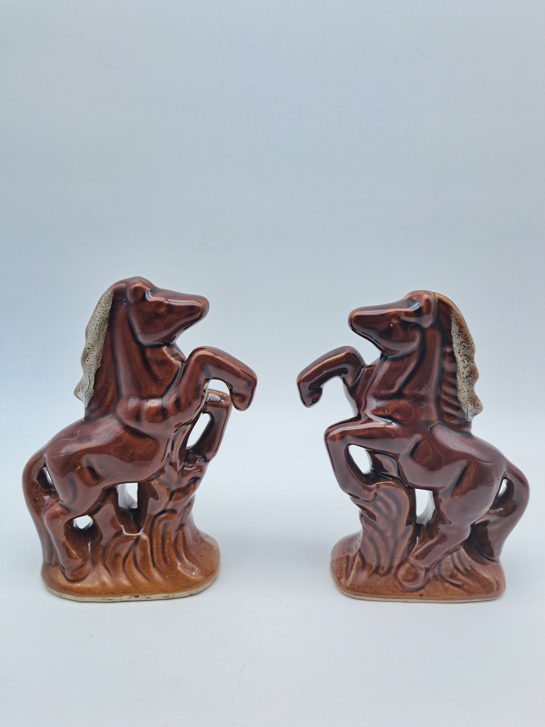 Vintage Pair of Rearing Horse Ceramic Statues – Mid-Century High-Gloss Brown Glazed Stallion Figurines