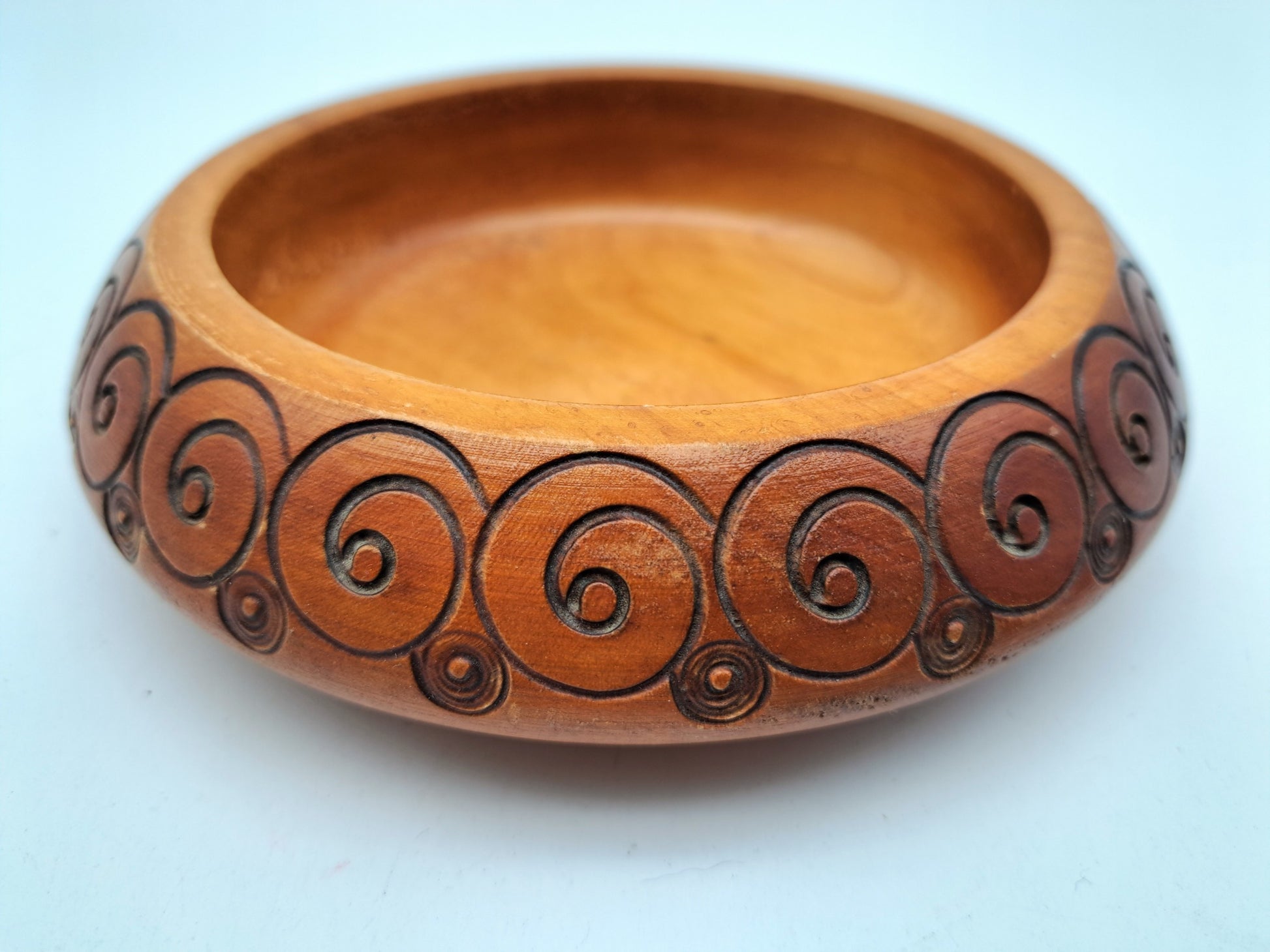 Vintage Polish Folk Art Round Wooden Trinket Box – Hand-Carved Pyrography Mandala Design