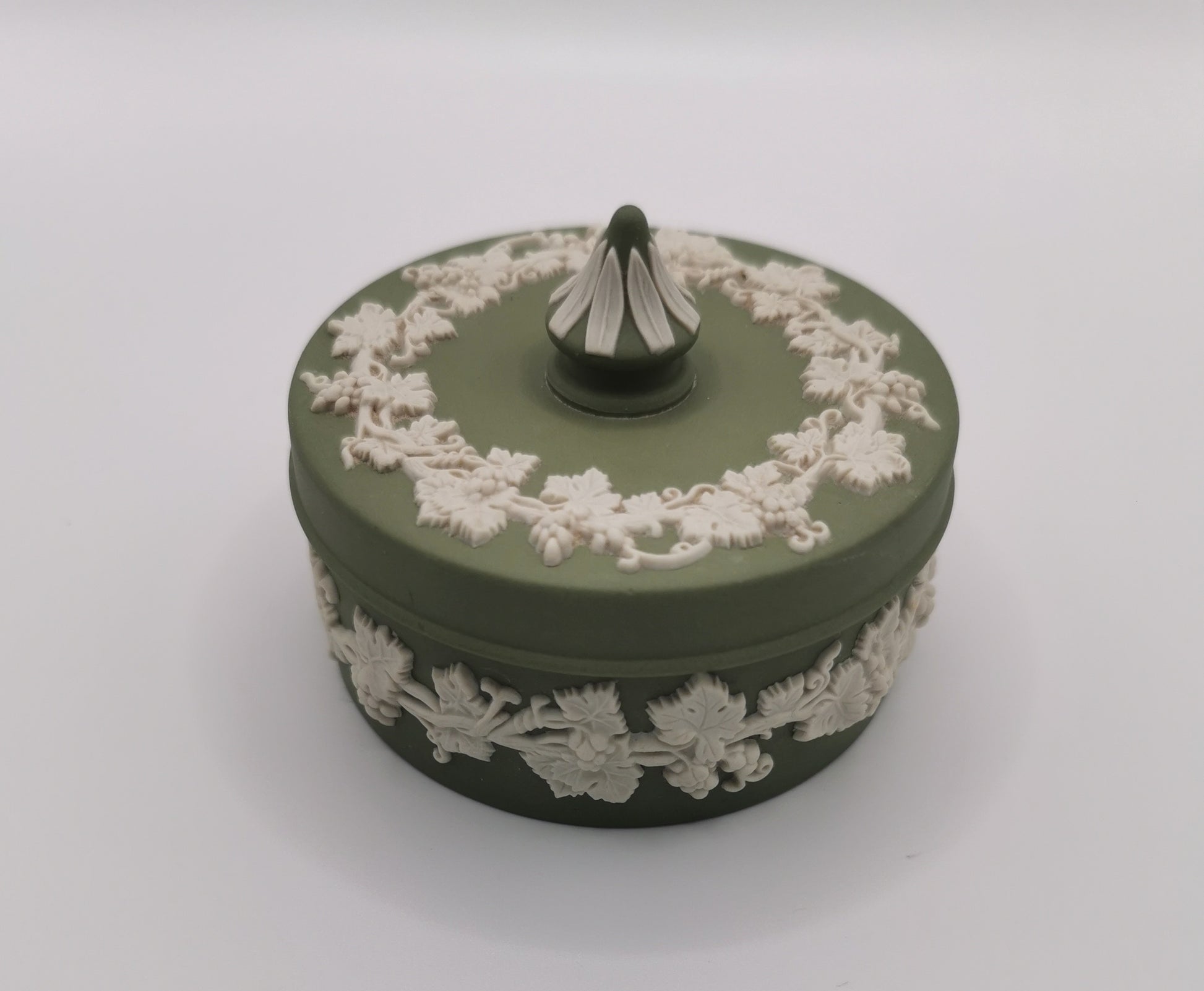Vintage Wedgwood Sage Green Jasperware Small Round Grapevine Trinket Box