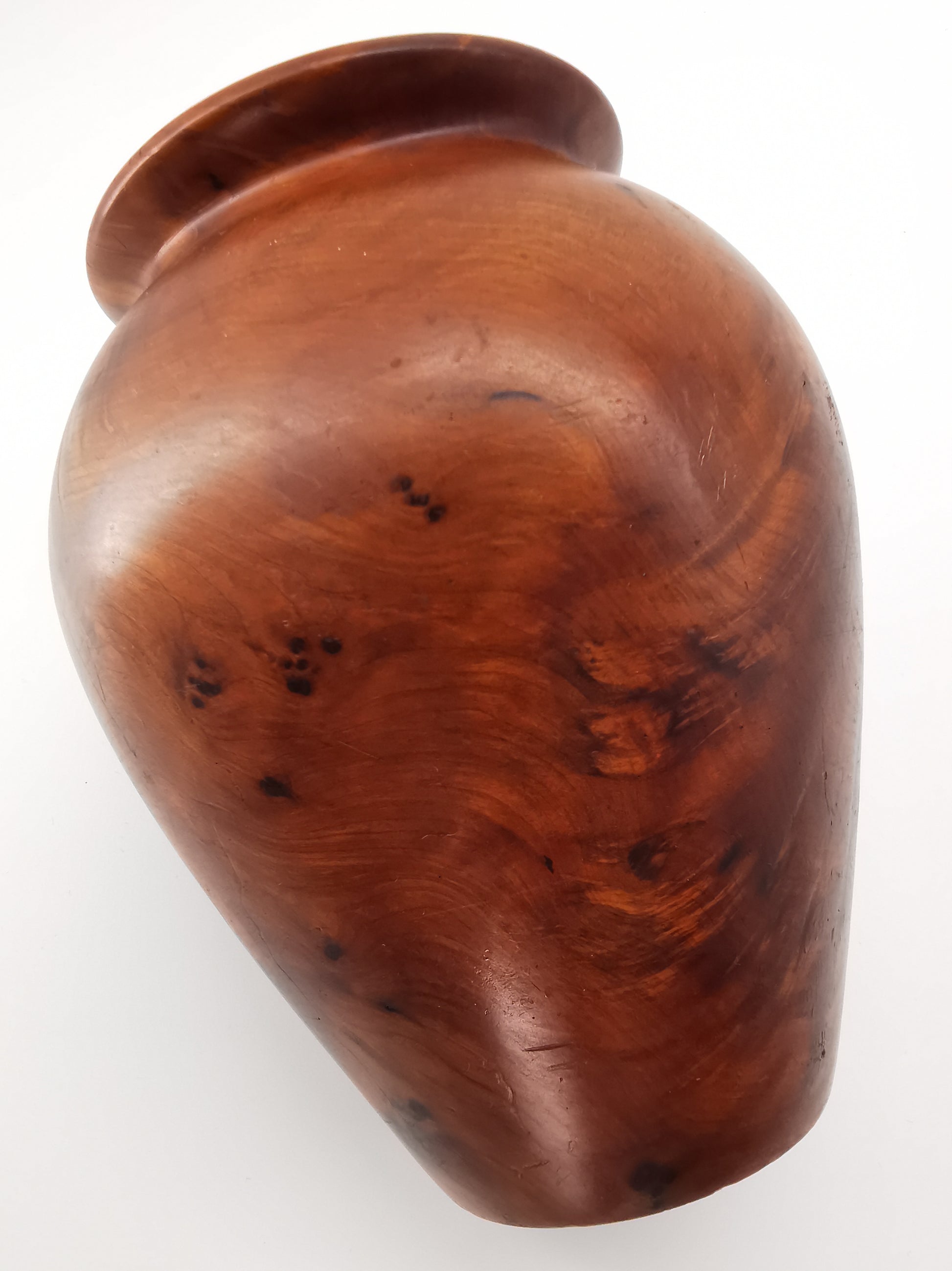 Vintage Hand-Turned Yew Wood Studio Vase – Mid-Century Artisan Treen