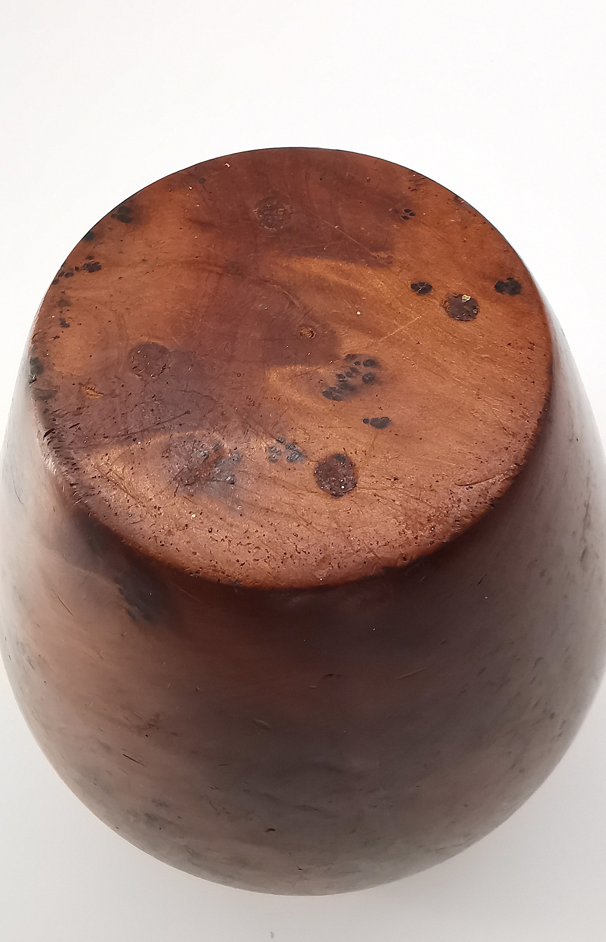 Vintage Hand-Turned Yew Wood Studio Vase – Mid-Century Artisan Treen