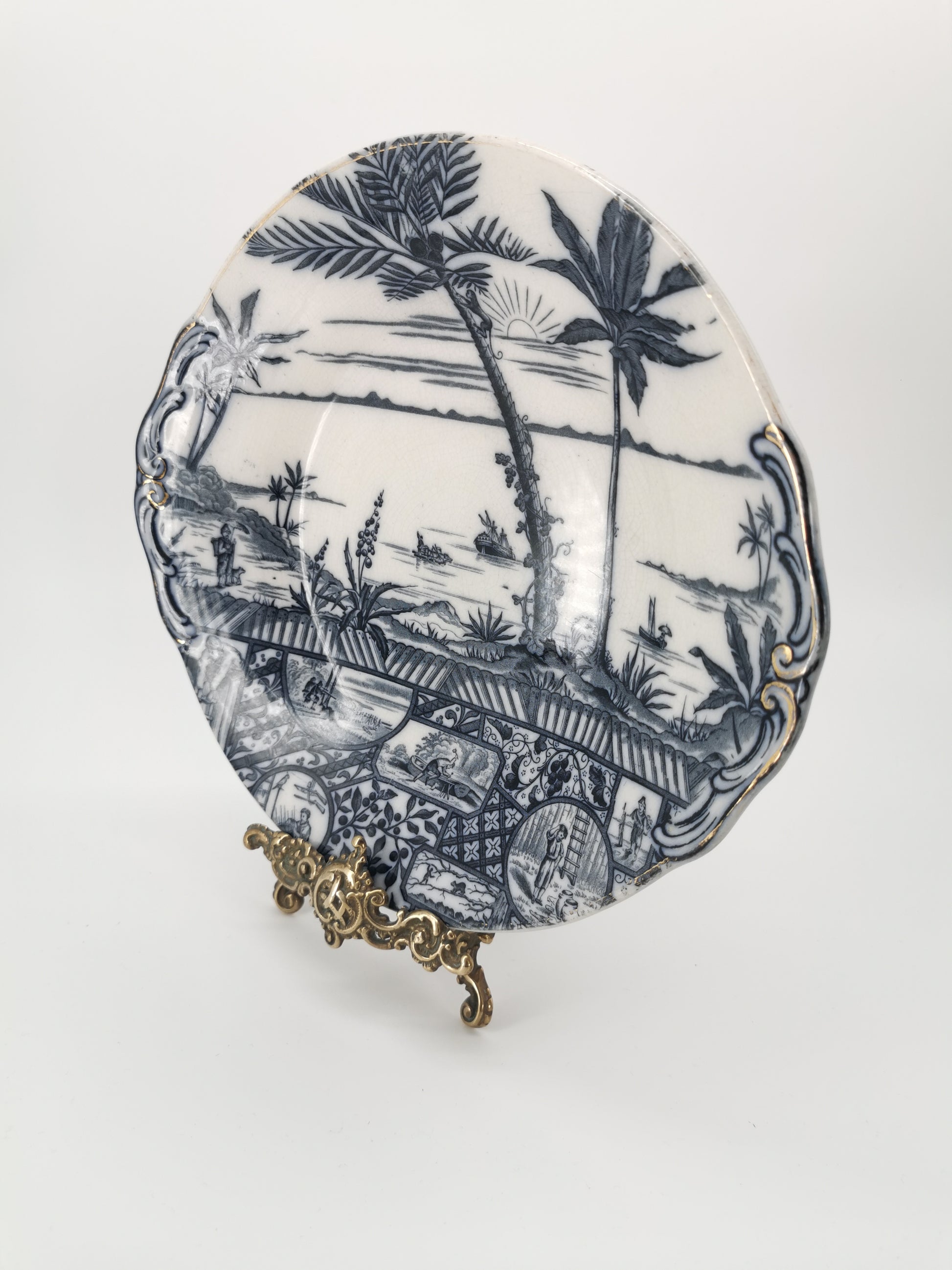 Antique J.G. Late Mayers Crusoe plate