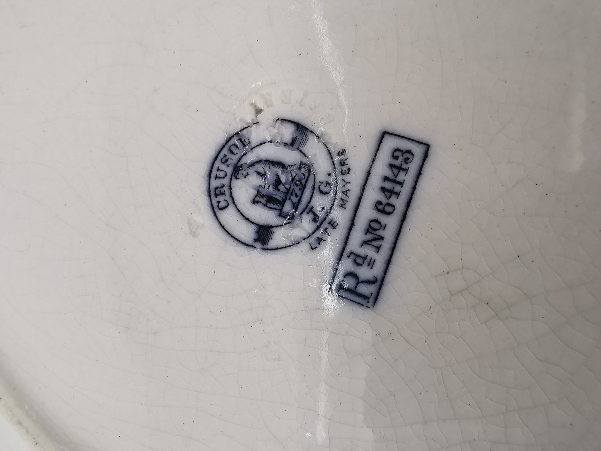 Antique J.G. Late Mayers Crusoe plate