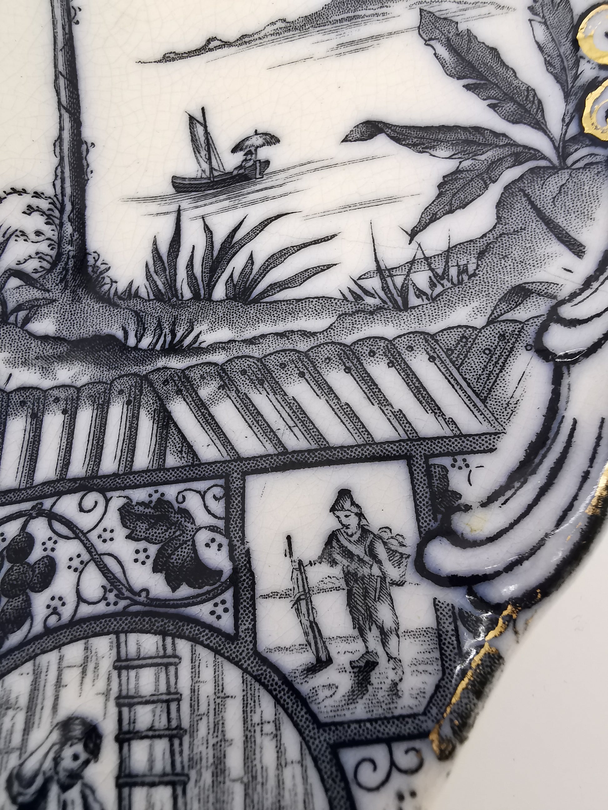 Antique J.G. Late Mayers Crusoe plate