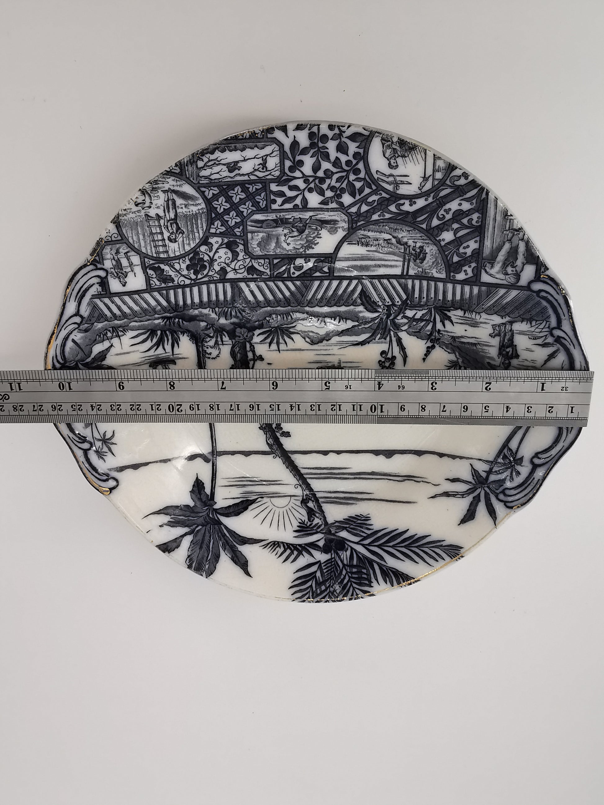 Antique J.G. Late Mayers Crusoe plate