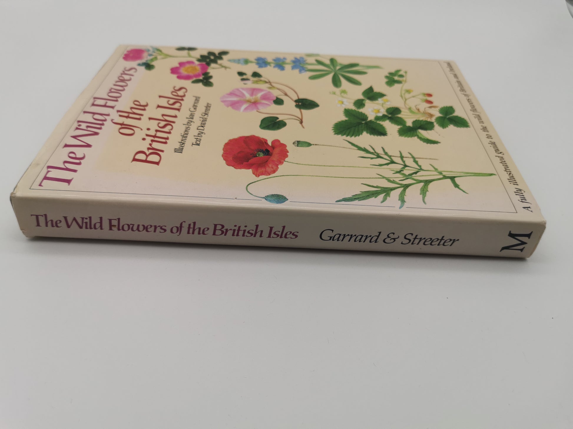 Vintage 1983 The Wild Flowers of the British Isles Hardback – First Edition Botanical Illustration Reference Guide