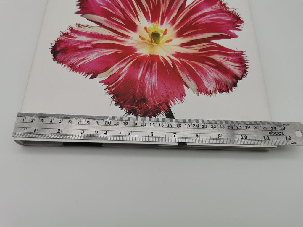 TULIPS Photo Art Book by Peter Arnold