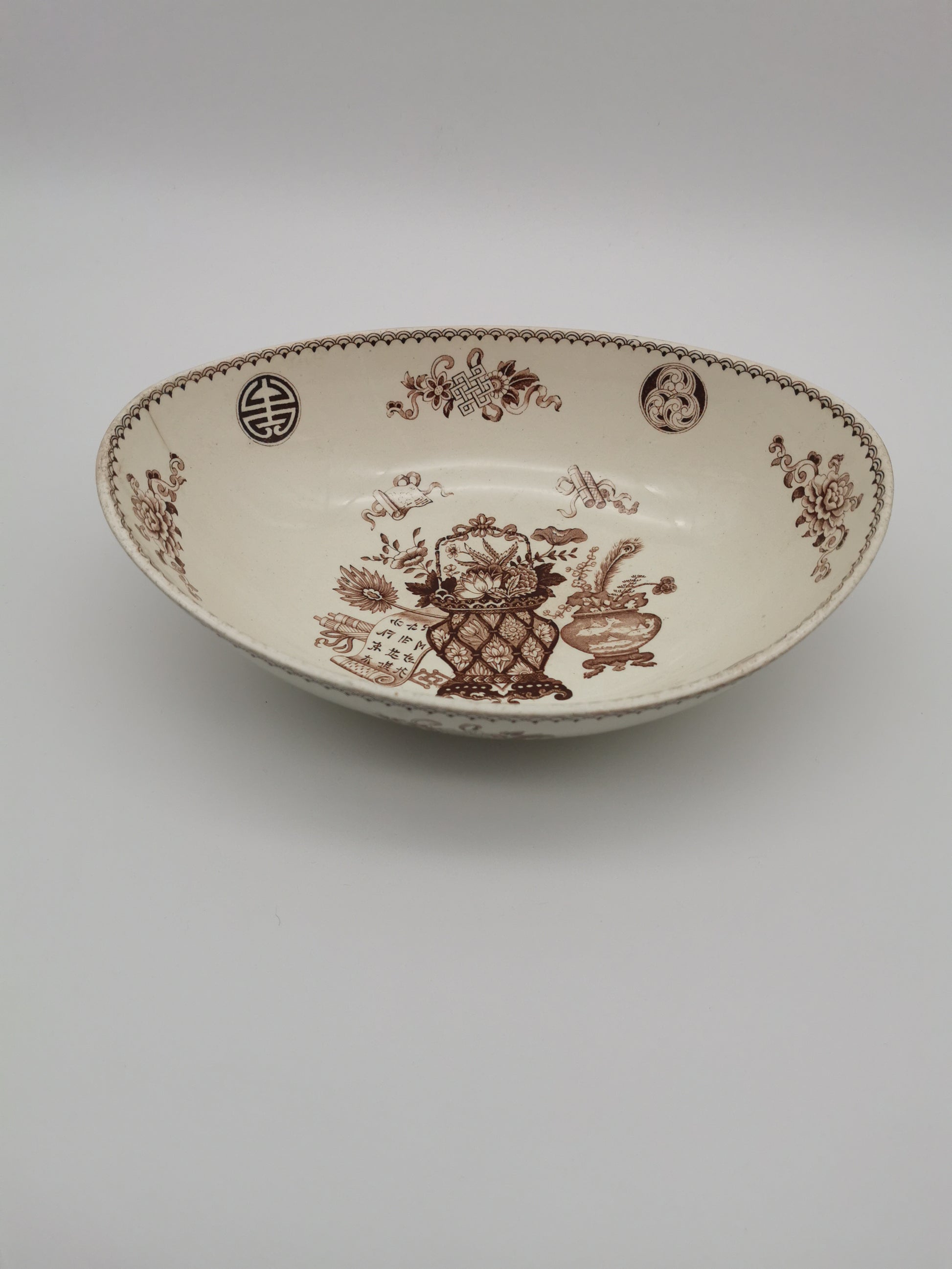 Antique 19th Century Wedgwood Aesthetic Movement Chinoiserie Boat-Shaped Oval Bowl