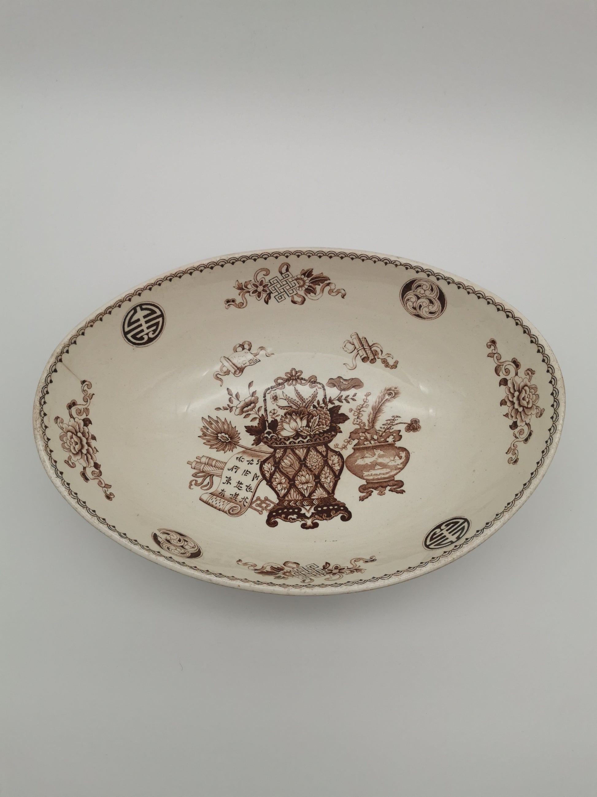 Antique 19th Century Wedgwood Aesthetic Movement Chinoiserie Boat-Shaped Oval Bowl