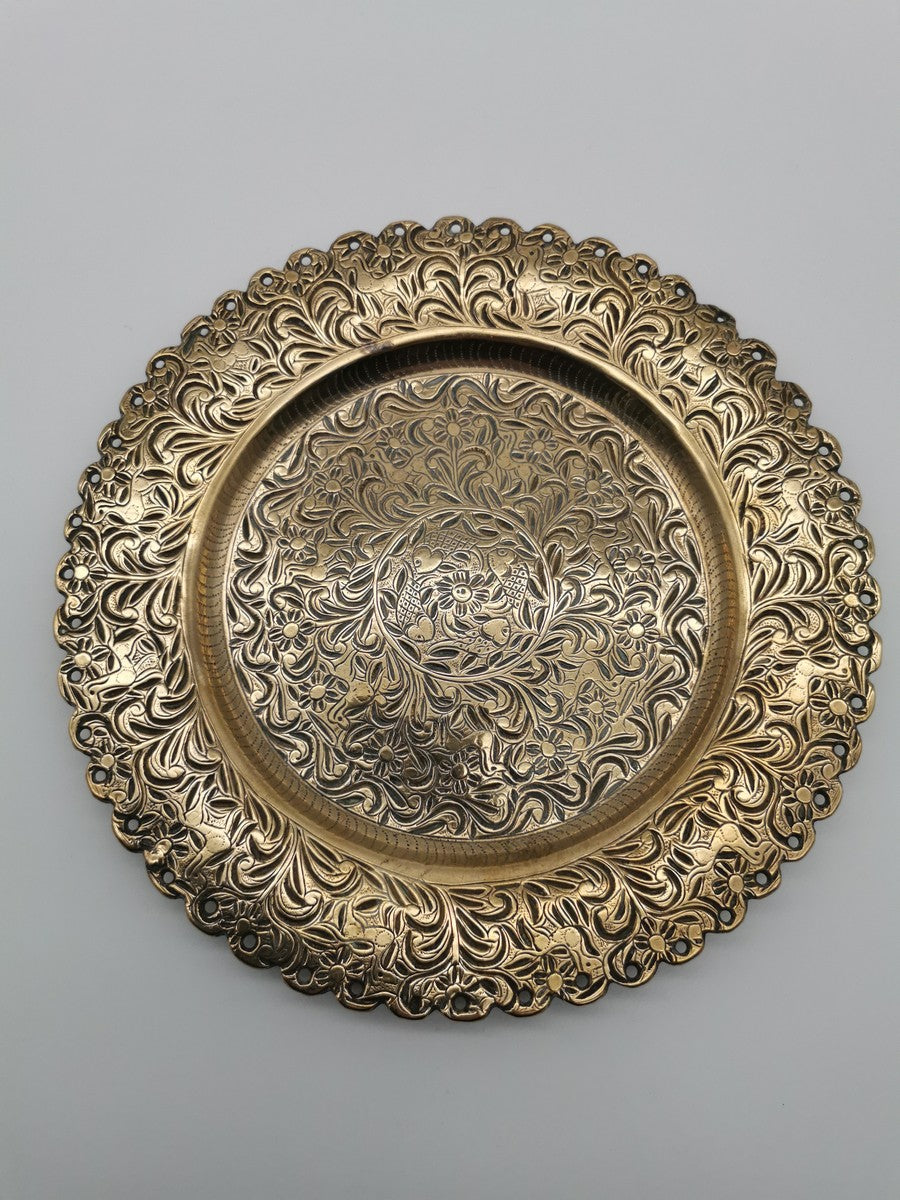 Ornate Brass Charger Plate – Hand-Engraved Floral Motif and Scalloped Edge Decor