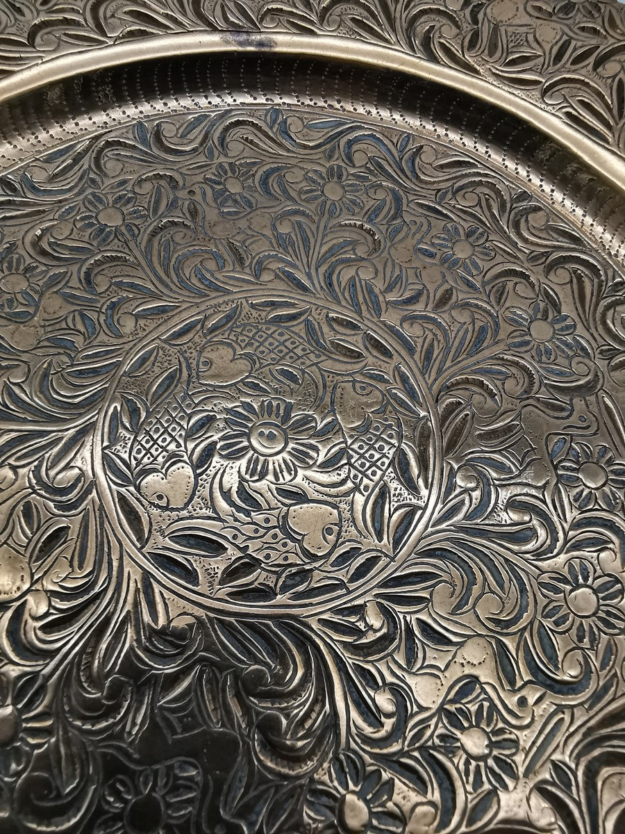 Ornate Brass Charger Plate – Hand-Engraved Floral Motif and Scalloped Edge Decor