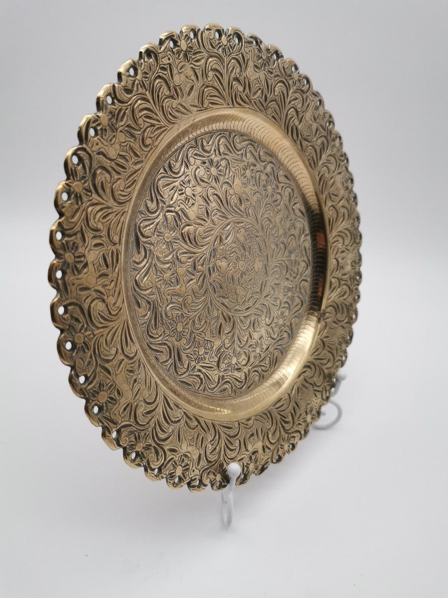 Ornate Brass Charger Plate – Hand-Engraved Floral Motif and Scalloped Edge Decor