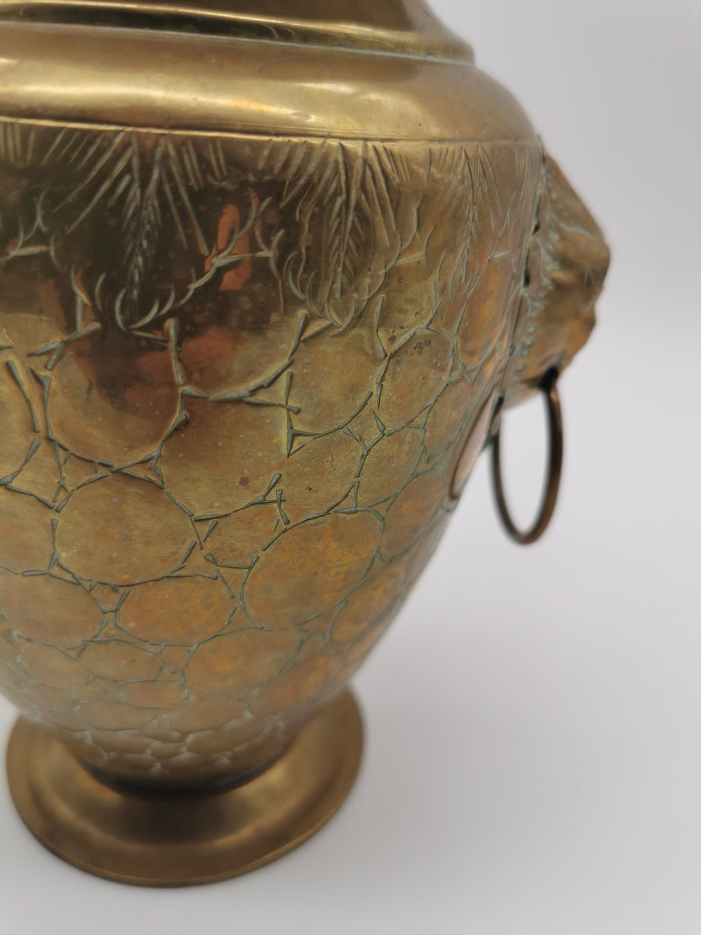 Vintage Brass Lion Heads/Foo Dogs Urn Vase