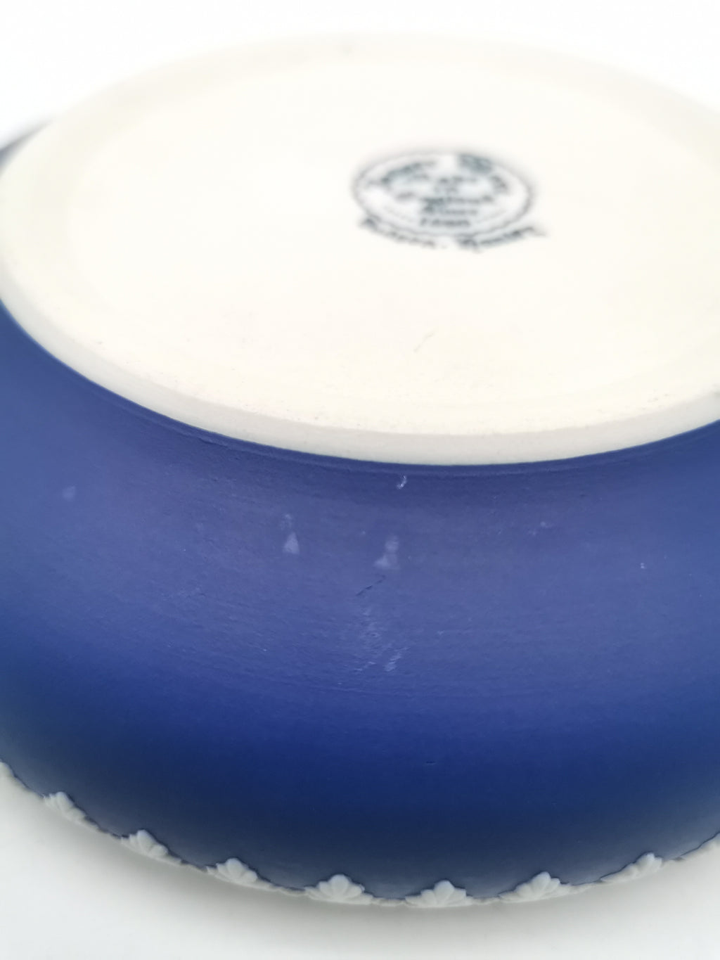Vintage Dudson Hanley Cobalt Blue Jasperware Bowl – Floral Leaf Relief Garland