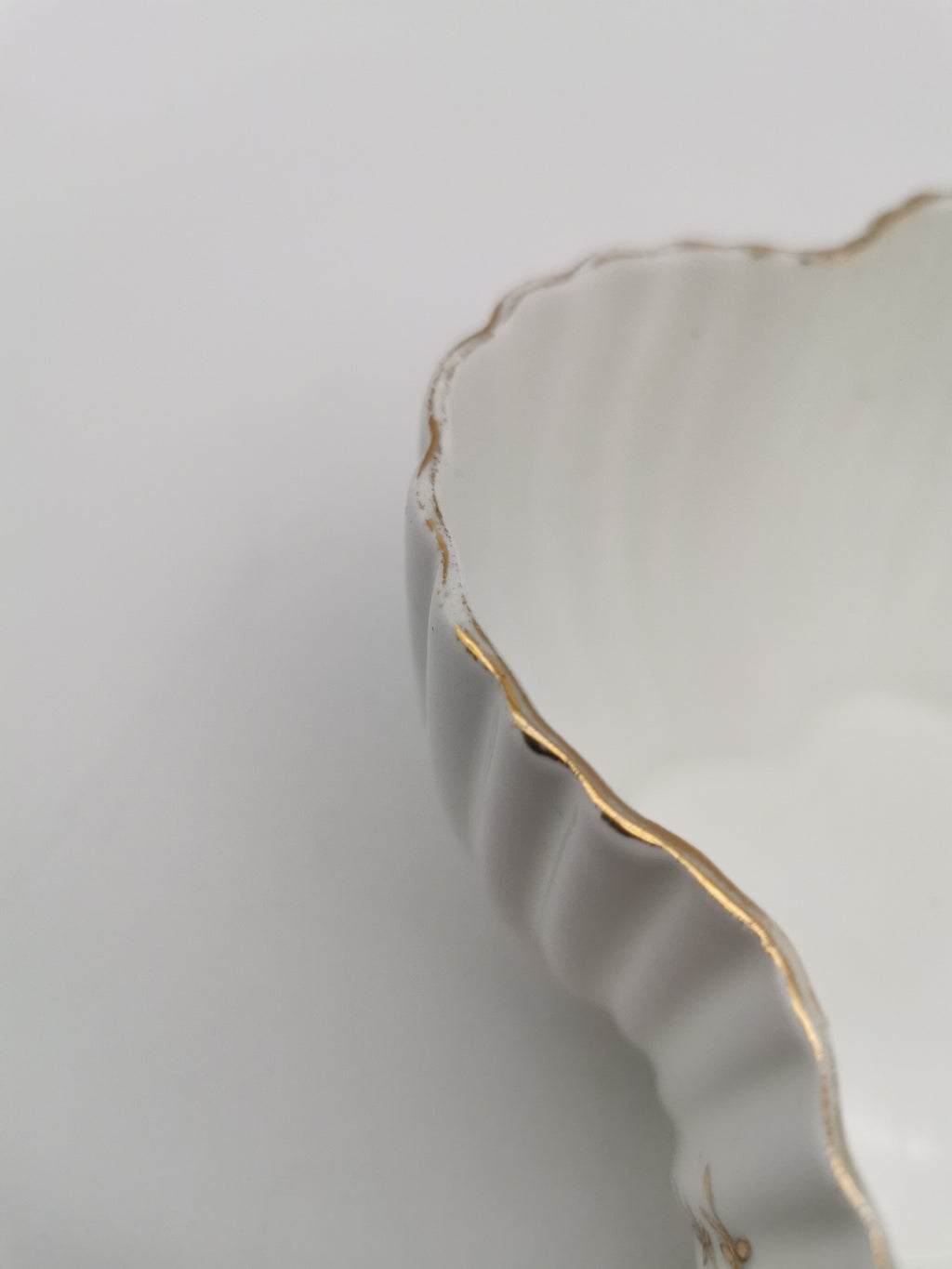 Antique Wileman Foley China "Foley Shape" 4-Lobed Gold Gilt Slop Sugar Bowl, Pre- Shelley, c.1894 (Pattern 3981)