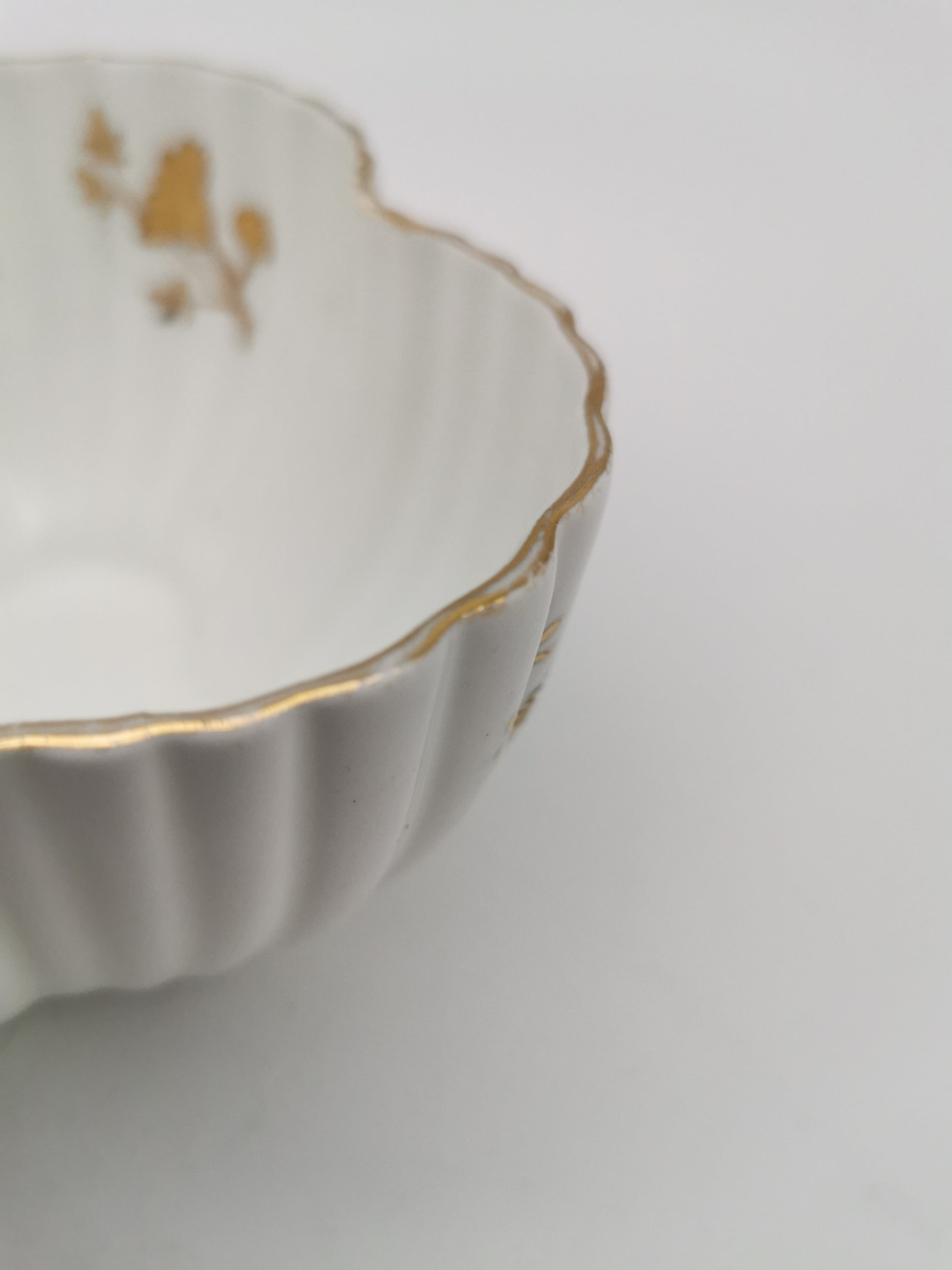 Antique Wileman Foley China "Foley Shape" 4-Lobed Gold Gilt Slop Sugar Bowl, Pre- Shelley, c.1894 (Pattern 3981)