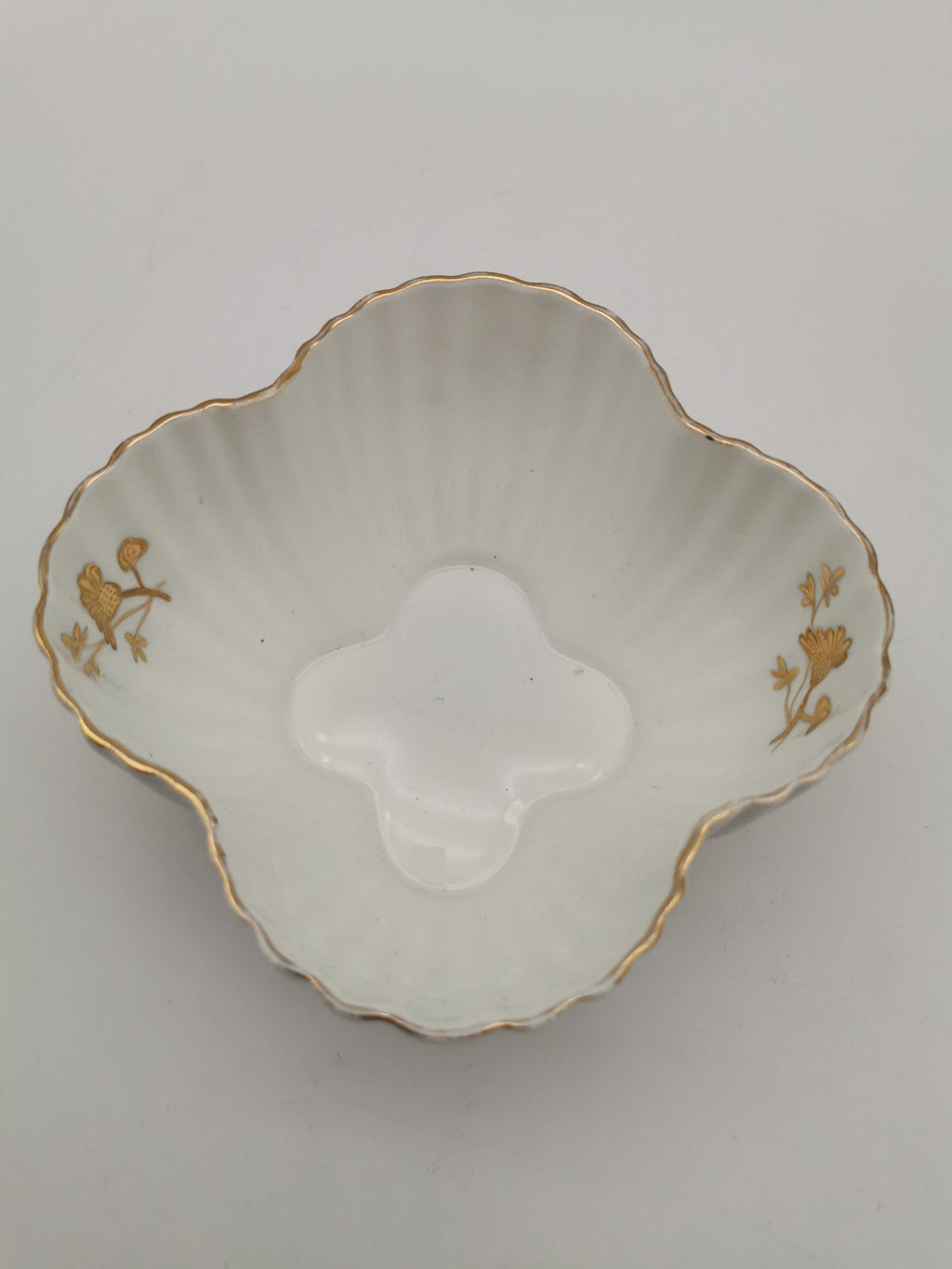 Antique Wileman Foley China "Foley Shape" 4-Lobed Gold Gilt Slop Sugar Bowl, Pre- Shelley, c.1894 (Pattern 3981)
