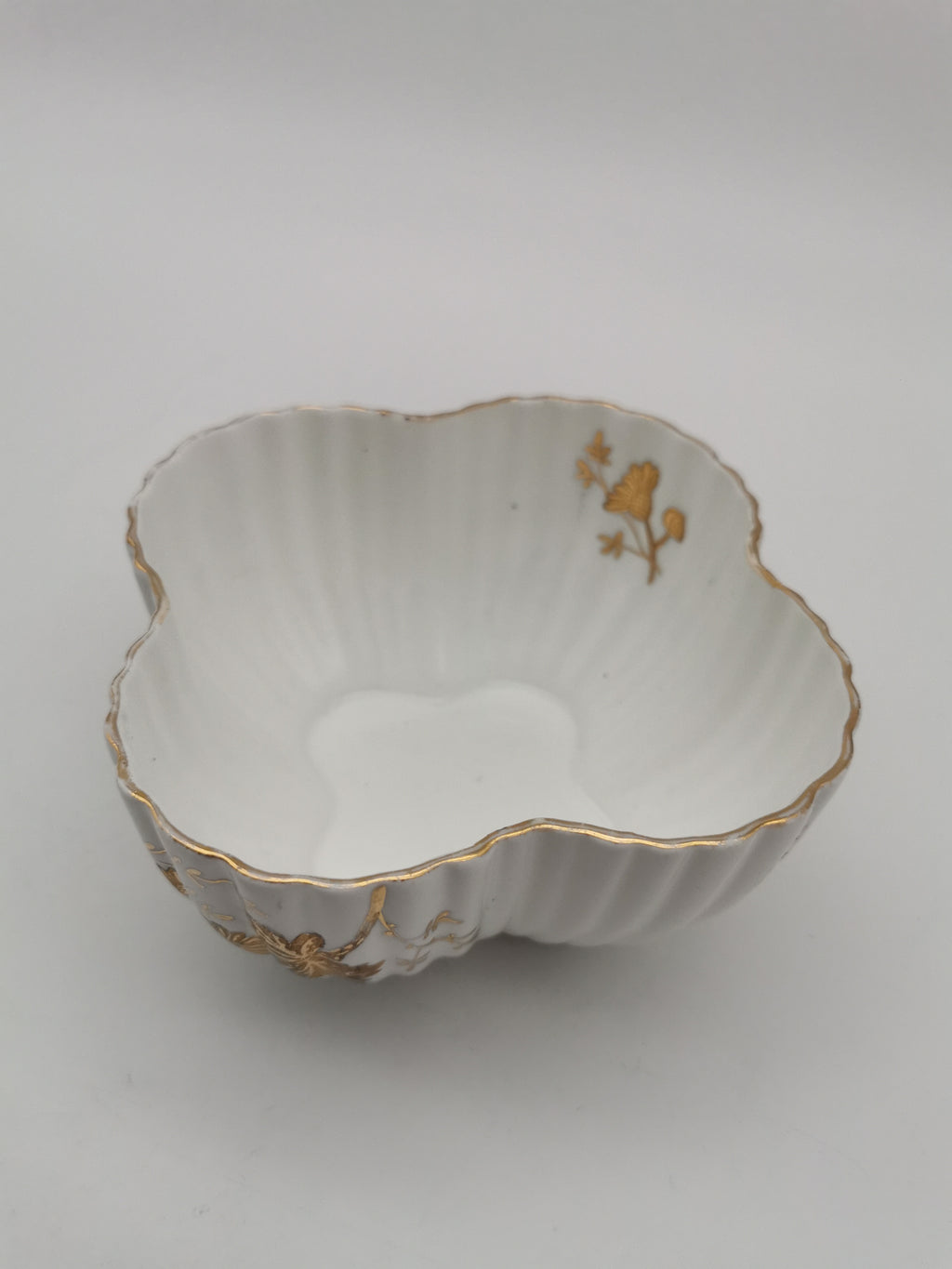 Antique Wileman Foley China "Foley Shape" 4-Lobed Gold Gilt Slop Sugar Bowl, Pre- Shelley, c.1894 (Pattern 3981)