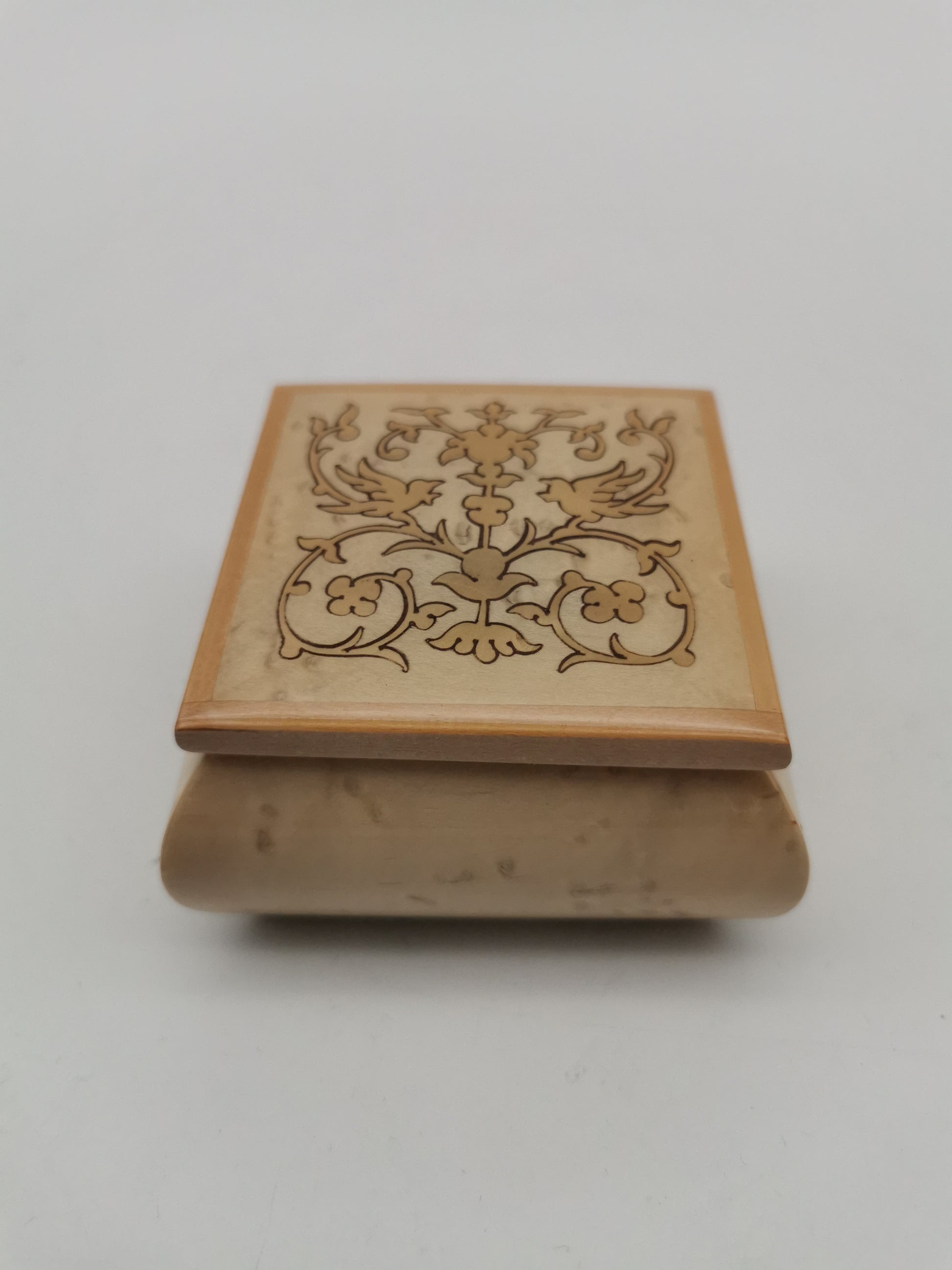 Vintage Italian Sorrento Inlaid Wood Trinket Ring Box