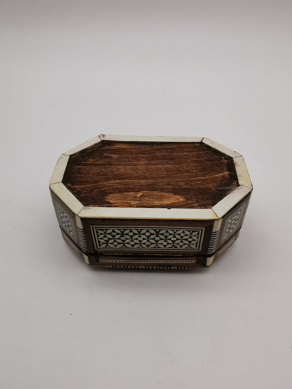 Vintage Egyptian Hexagonal Mosaic Inlaid Mother-of-Pearl Jewelry Box