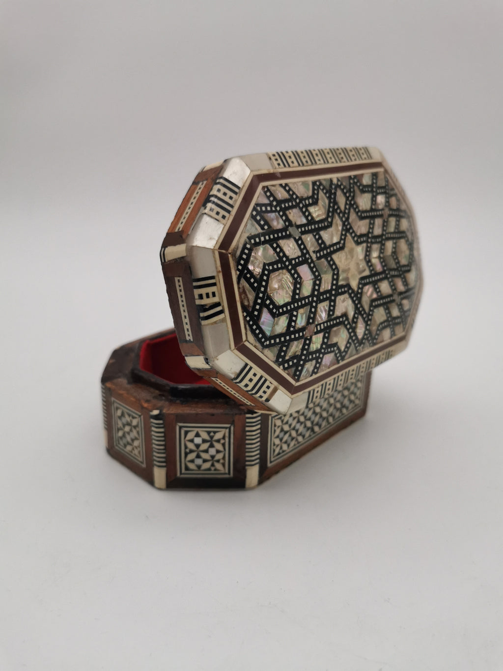 Vintage Egyptian Hexagonal Mosaic Inlaid Mother-of-Pearl Jewelry Box