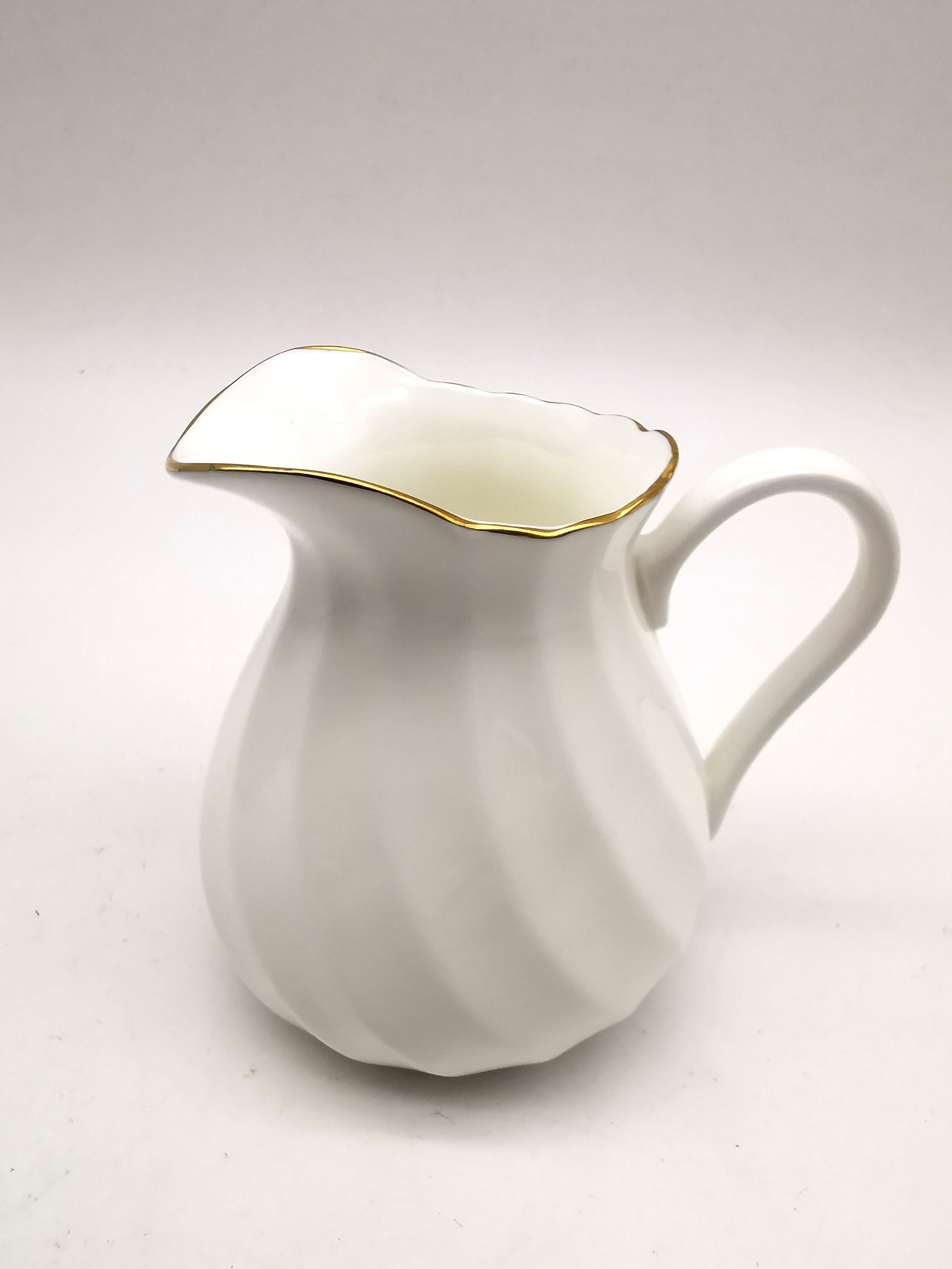 Wedgwood "Gold Chelsea" Bone China Milk Jug – Vintage Spiral Fluted Creamer Pitcher