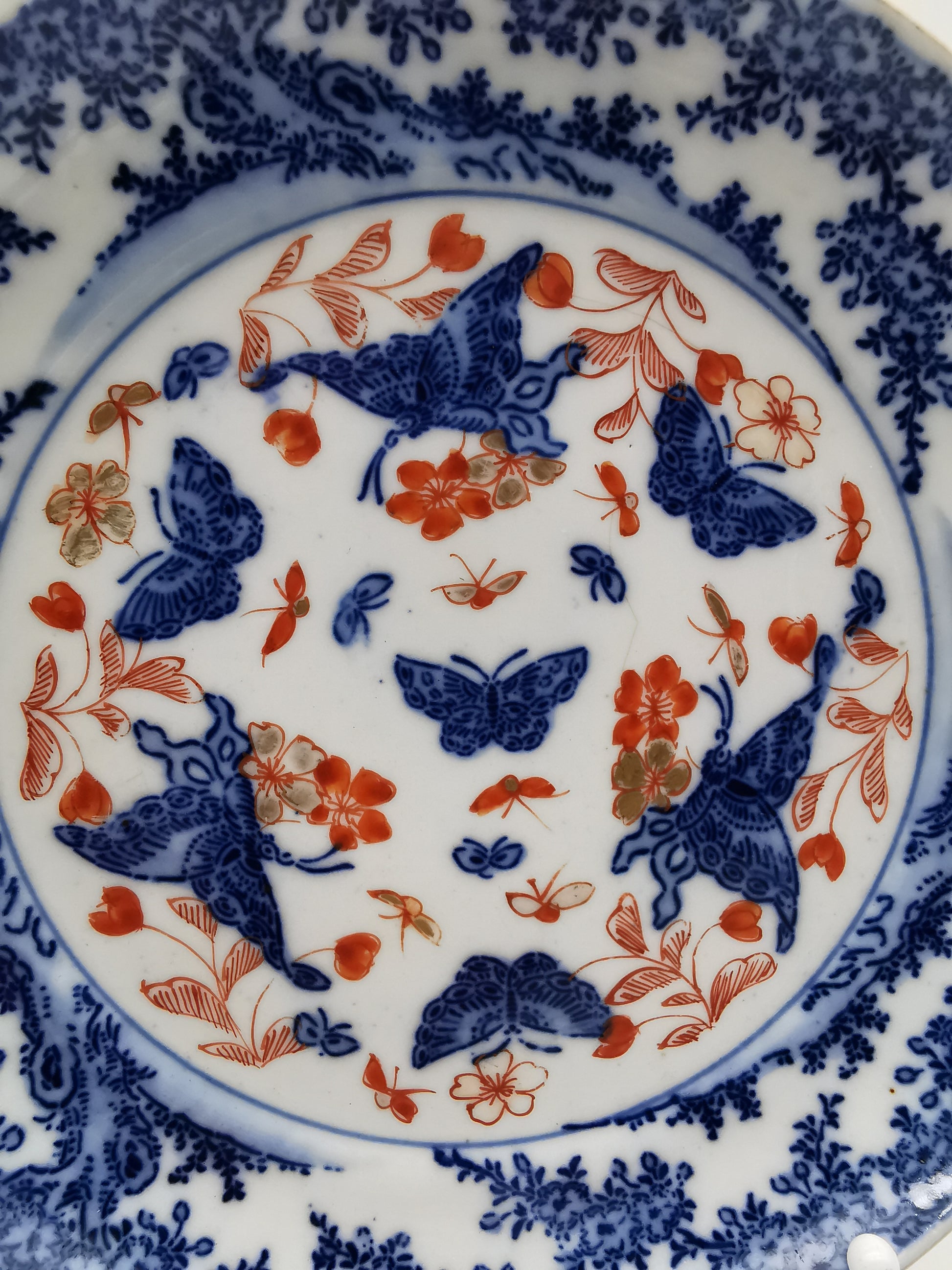 Antique 19th Century Chinese Imari "Butterfly" Export Plate