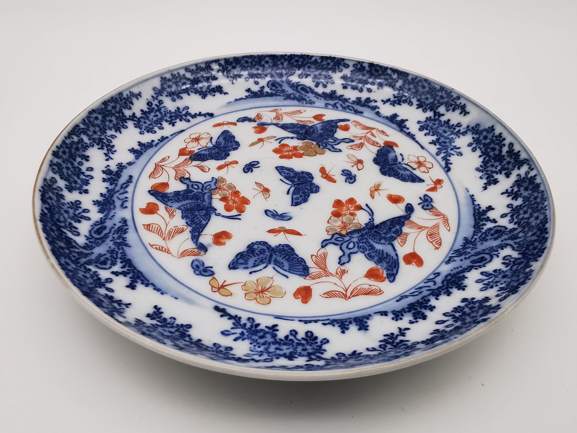 Antique 19th Century Chinese Imari "Butterfly" Export Plate