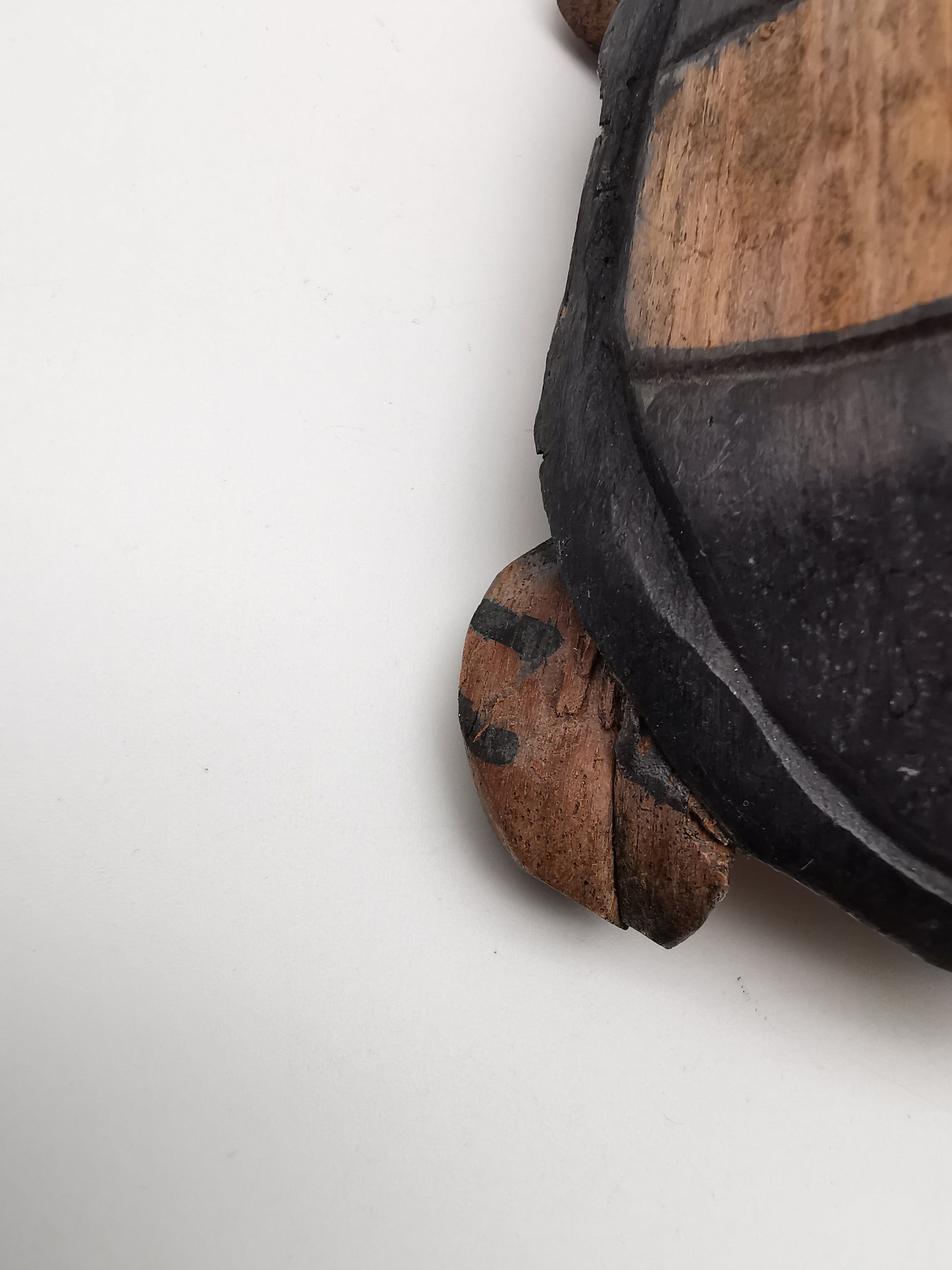 Hand-Carved Rustic Wooden Tortoise / Vintage Style Folk Art Turtle