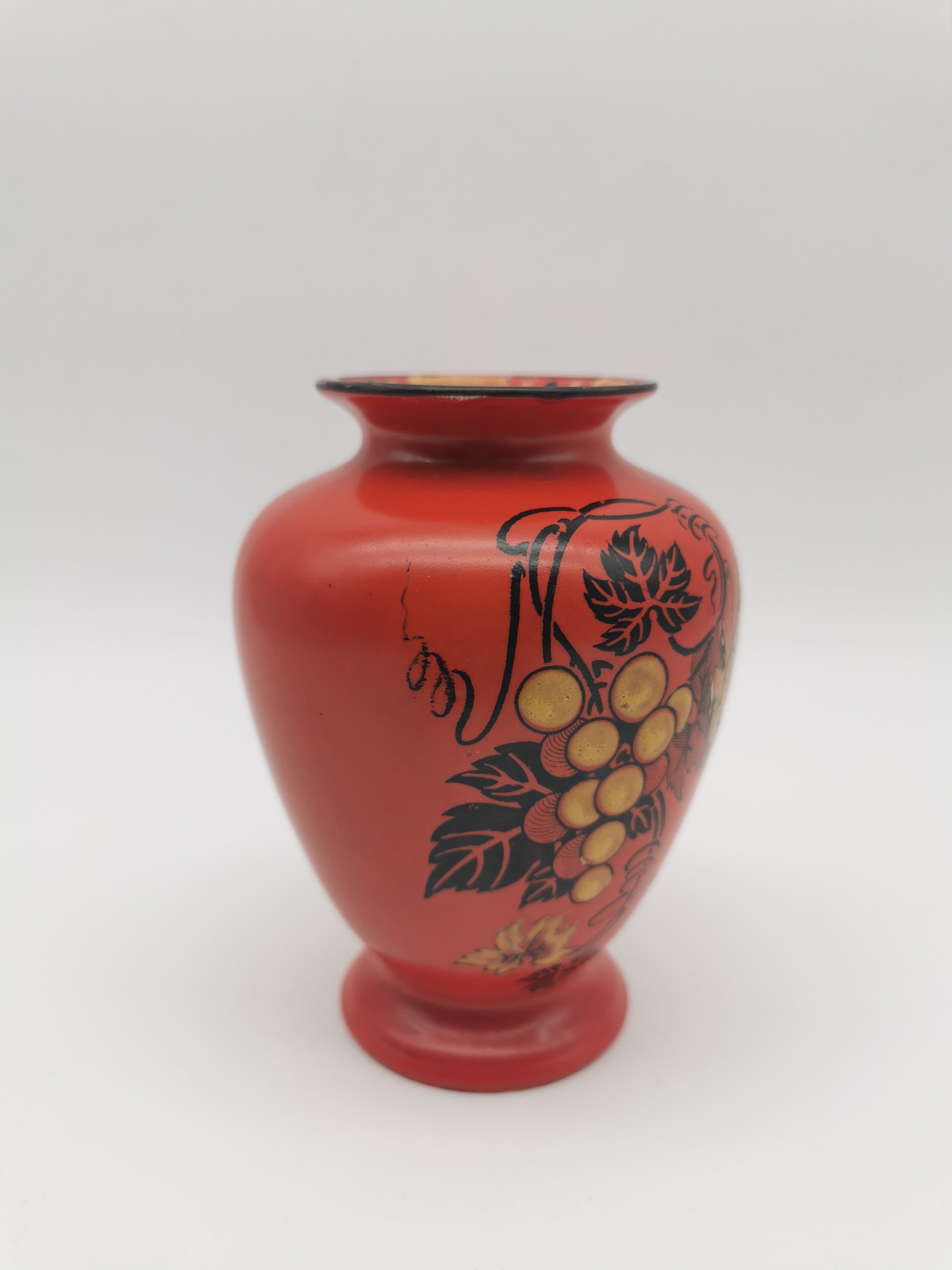 Art Deco Shelley England Vase - Grapevine Pattern No. 8632 (c. 1930)