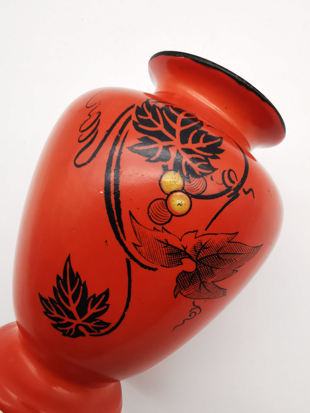 Art Deco Shelley England Vase - Grapevine Pattern No. 8632 (c. 1930)