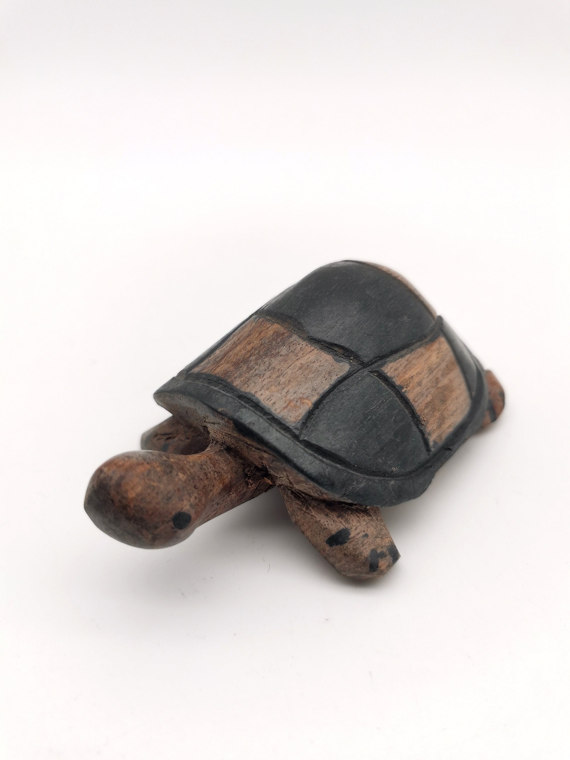 Hand-Carved Rustic Wooden Tortoise / Vintage Style Folk Art Turtle