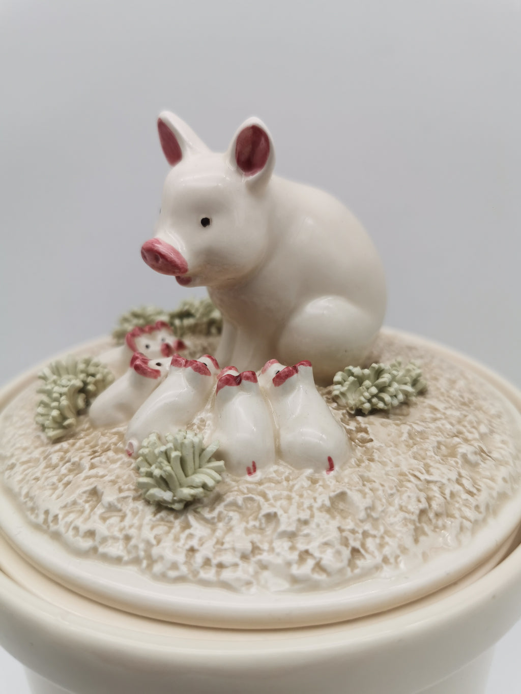 Vintage 1981 Fitz & Floyd "Country Day" Ceramic Pig Drippings Jar – Complete 3 Piece Set