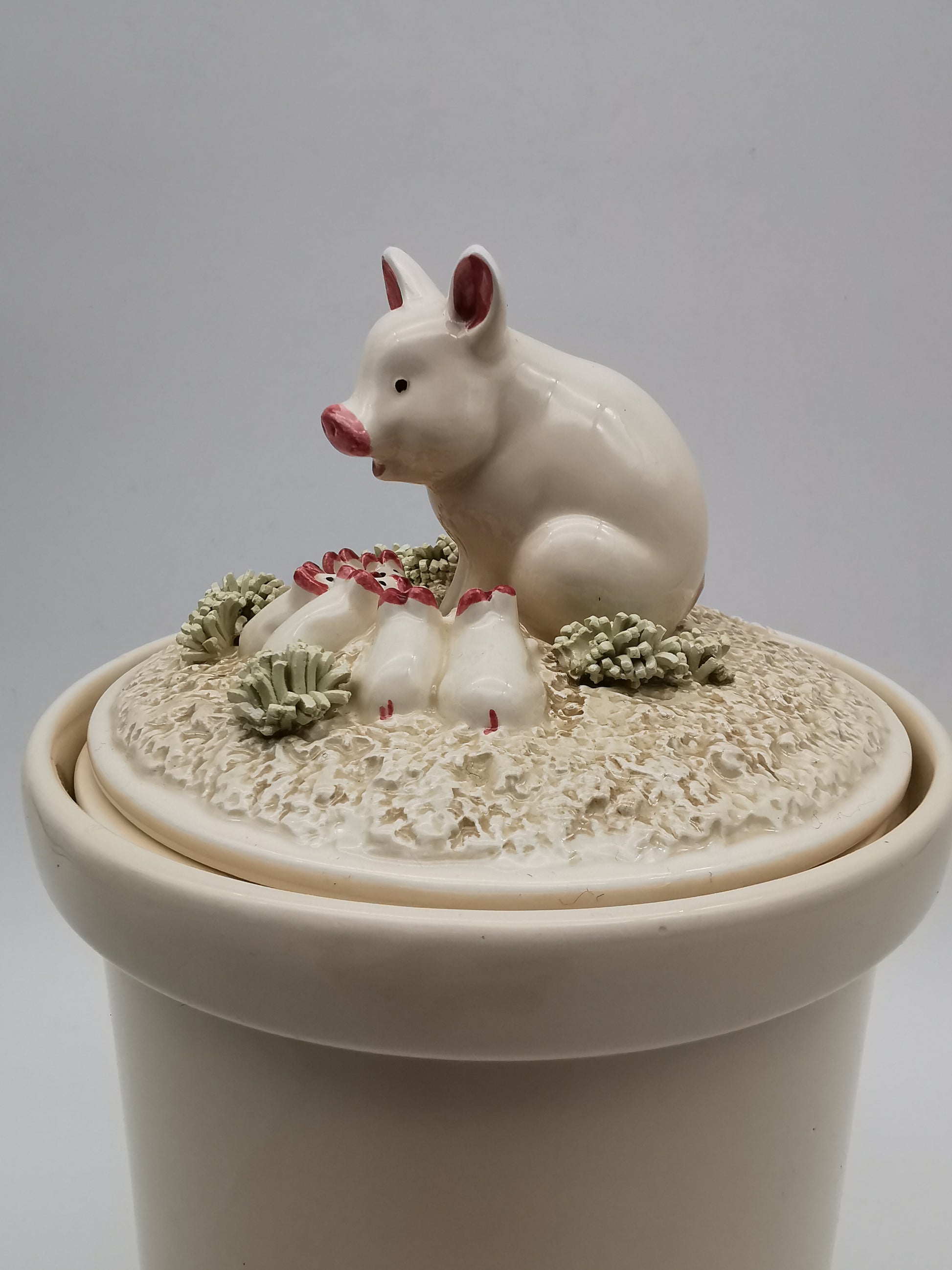 Vintage 1981 Fitz & Floyd "Country Day" Ceramic Pig Drippings Jar – Complete 3 Piece Set