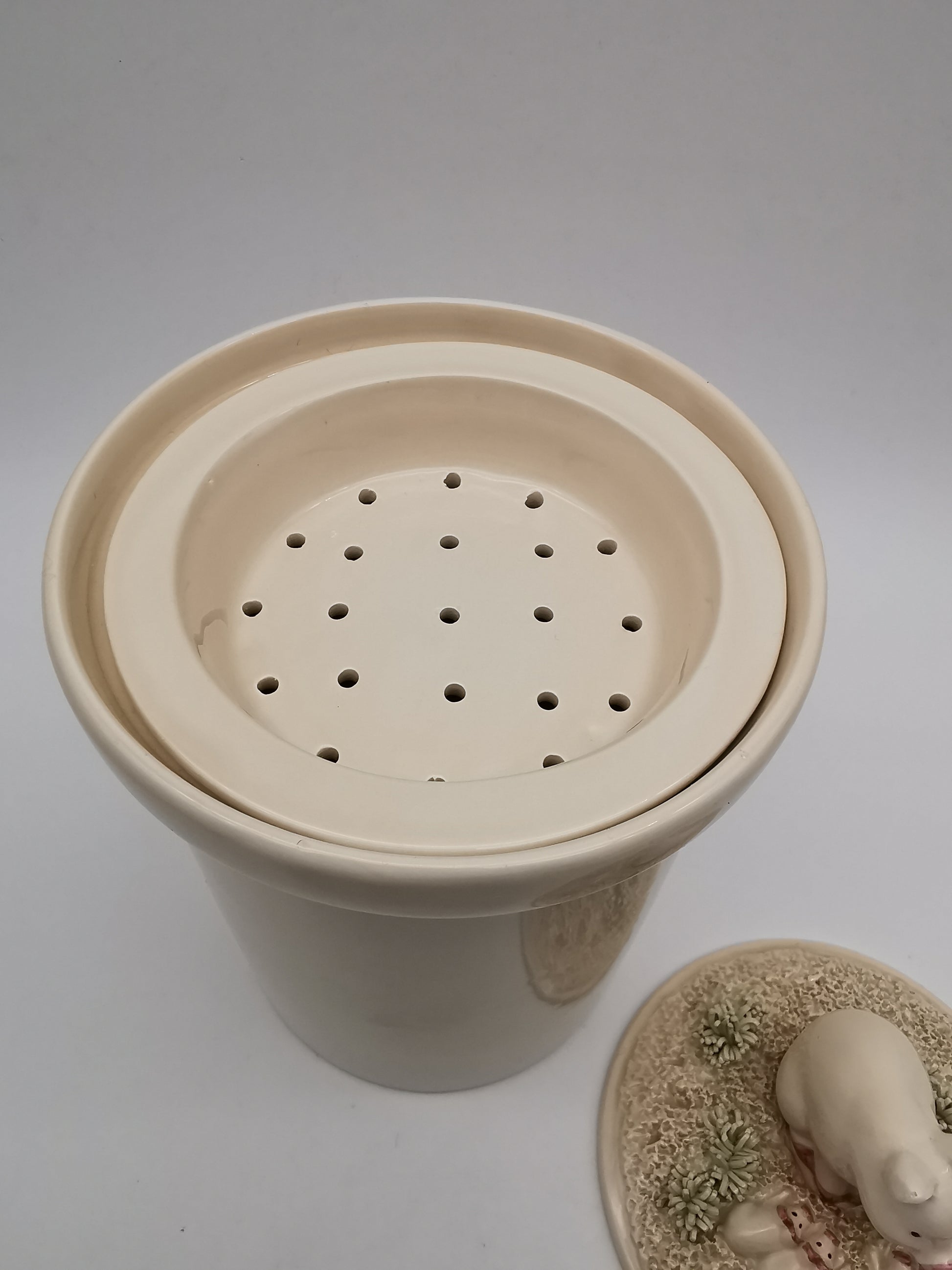 Vintage 1981 Fitz & Floyd "Country Day" Ceramic Pig Drippings Jar – Complete 3 Piece Set