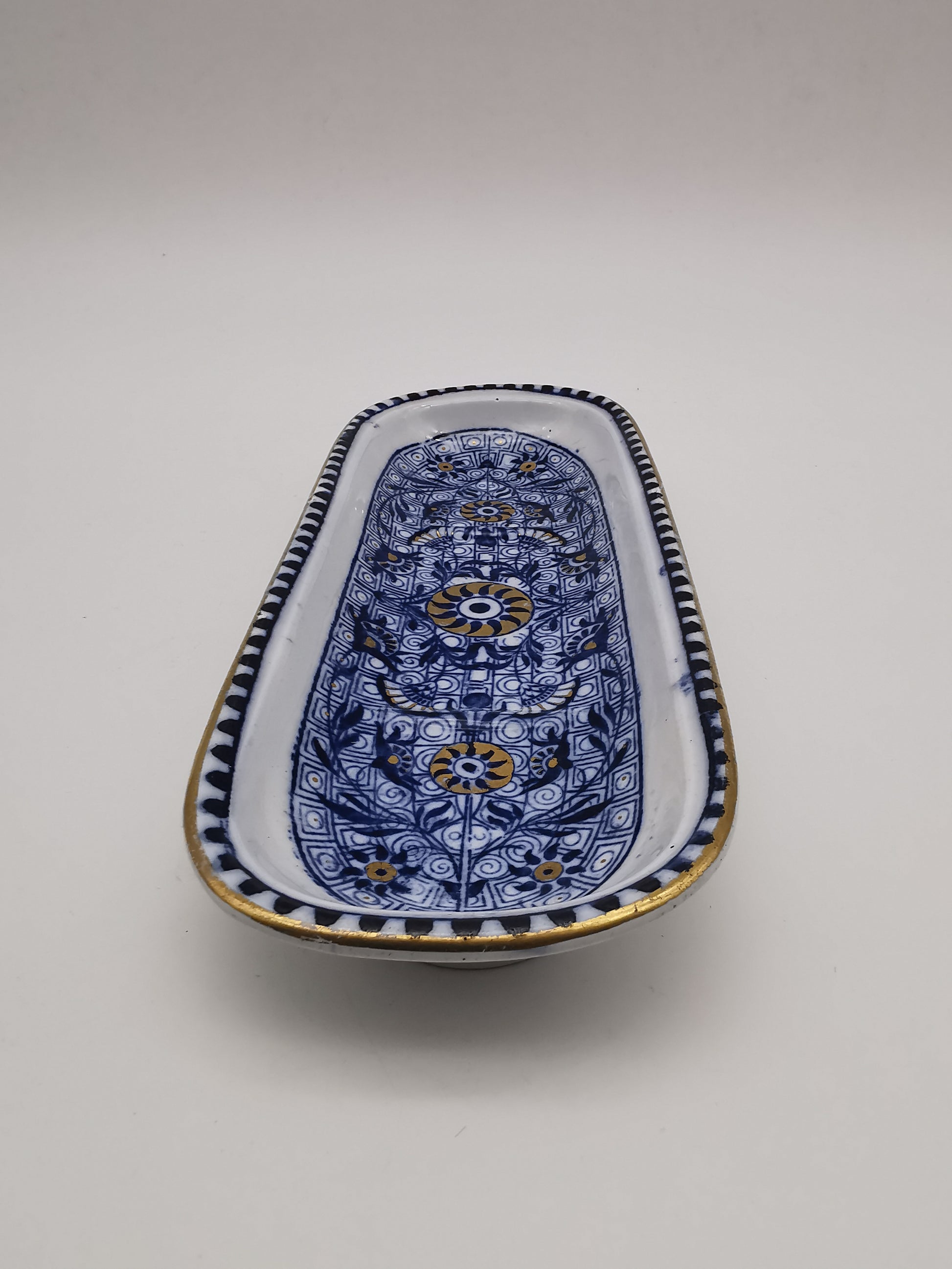 Antique Wedgwood White Ironstone Toothbrush / Razor Tray, dated 1882
