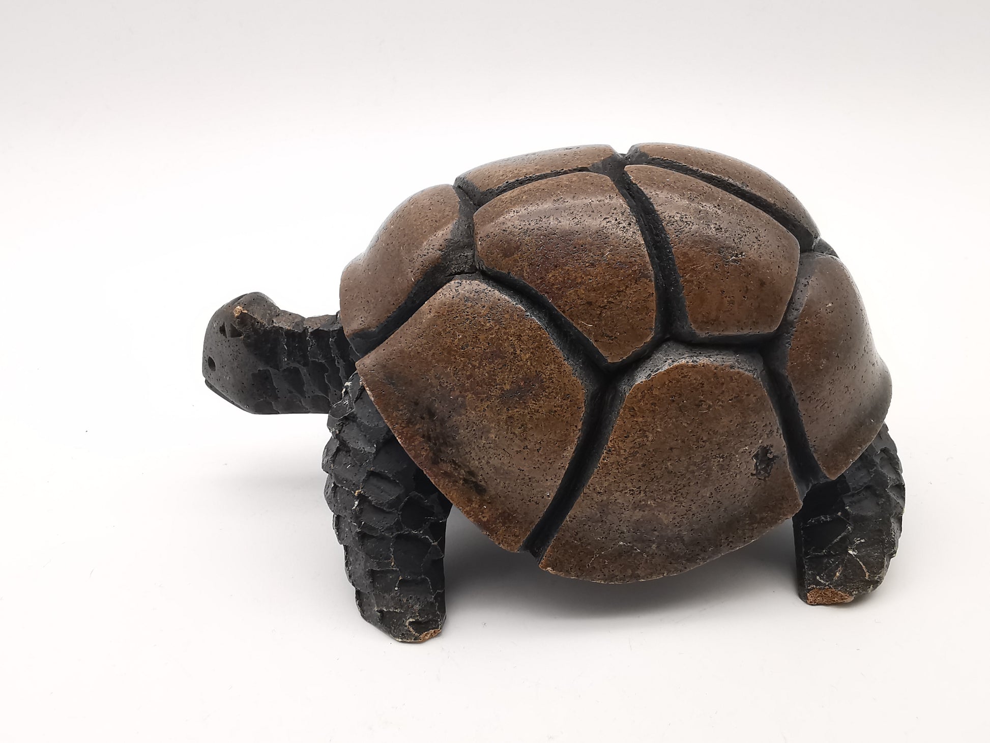Heavy Vintage Swaziland Soapstone Tortoise – Rare Eswatini Hand-Carved Sculpture