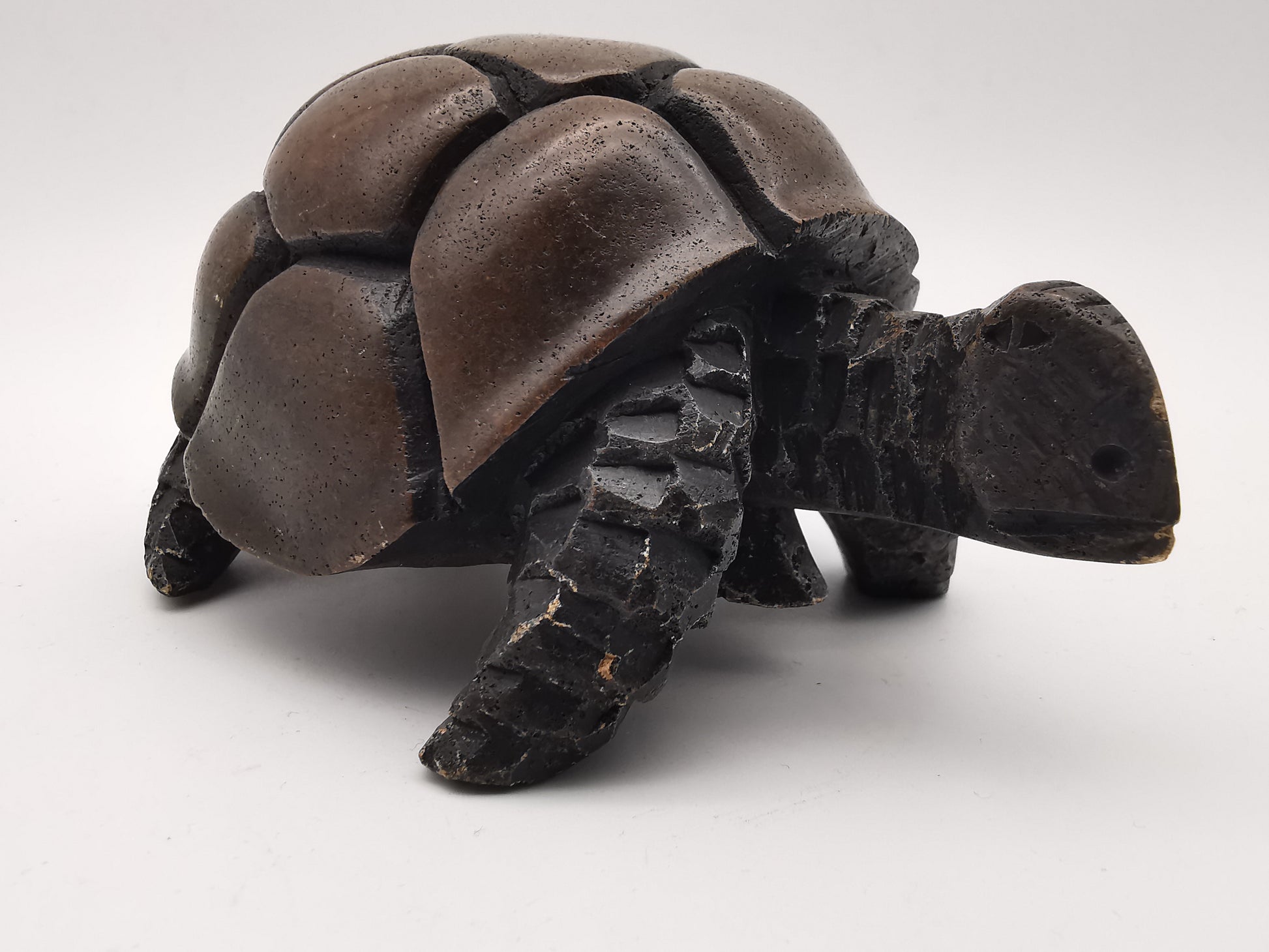 Heavy Vintage Swaziland Soapstone Tortoise – Rare Eswatini Hand-Carved Sculpture