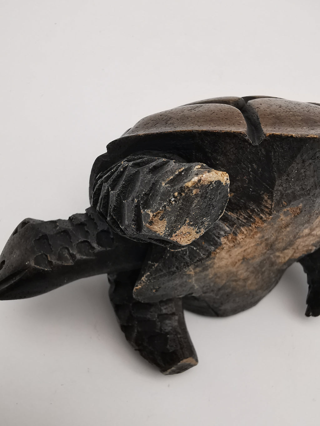 Heavy Vintage Swaziland Soapstone Tortoise – Rare Eswatini Hand-Carved Sculpture