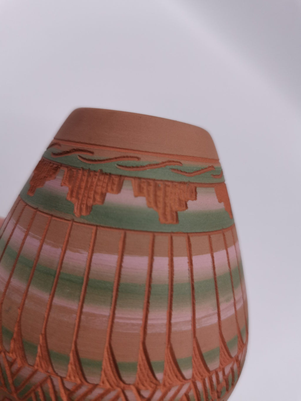 Vintage Signed LK Navajo Sgraffito Redware Pot Vase - Hand-Etched Native American Art, 1999