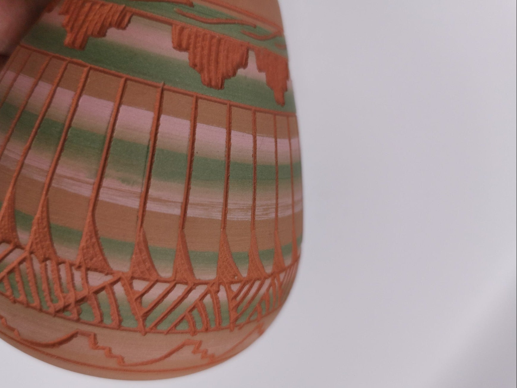 Vintage Signed LK Navajo Sgraffito Redware Pot Vase - Hand-Etched Native American Art, 1999