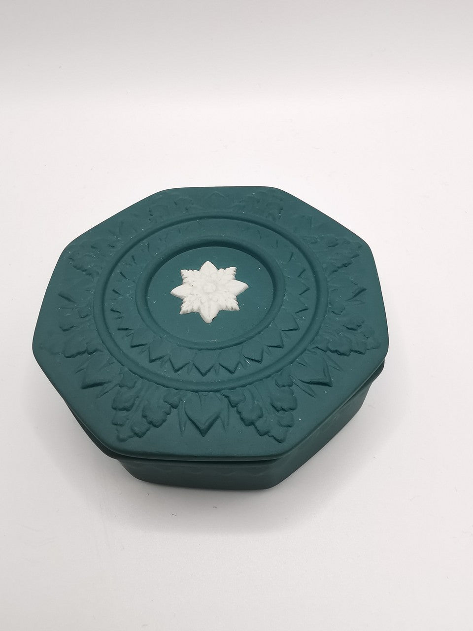 Vintage Wedgwood Teal Green Jasperware Octagonal Trinket Box (c. 1984–1989)