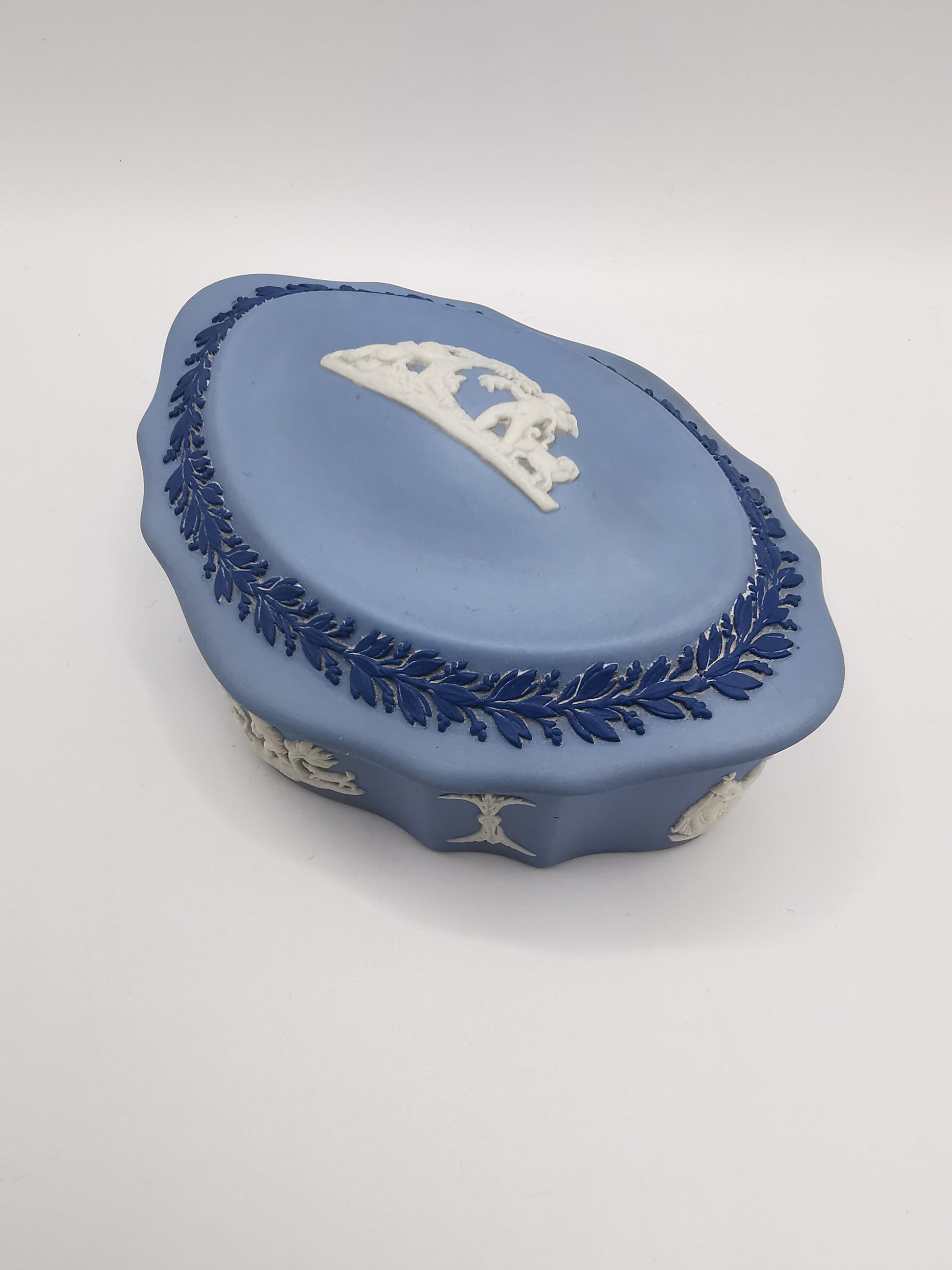 Vintage Wedgwood Tri-Colour Jasperware Scalloped Oval Trinket Box