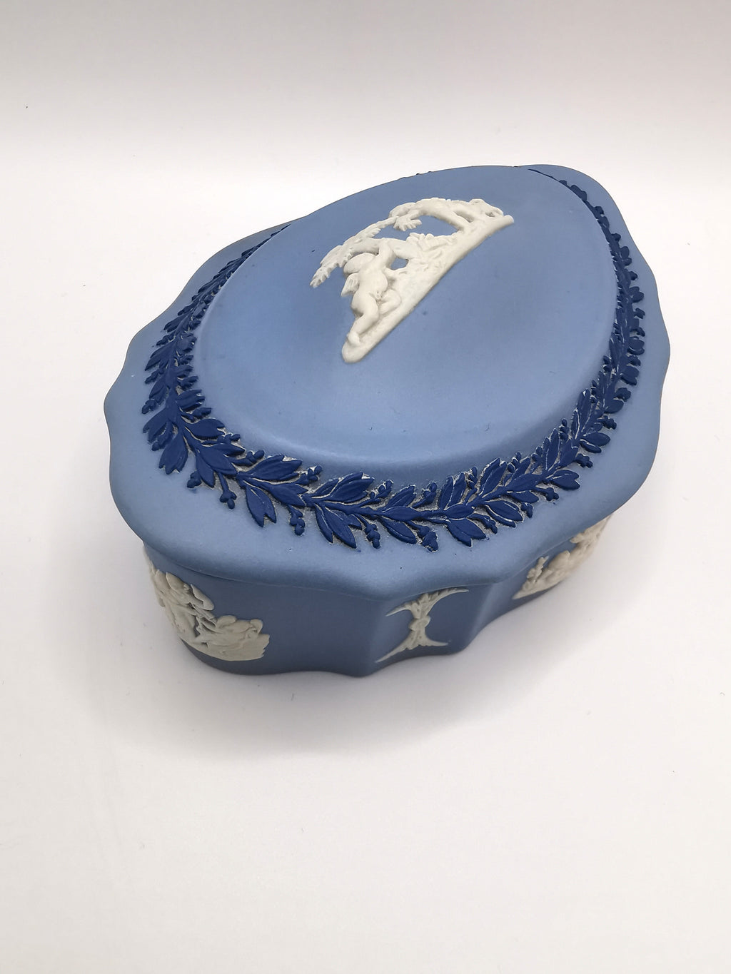 Vintage Wedgwood Tri-Colour Jasperware Scalloped Oval Trinket Box