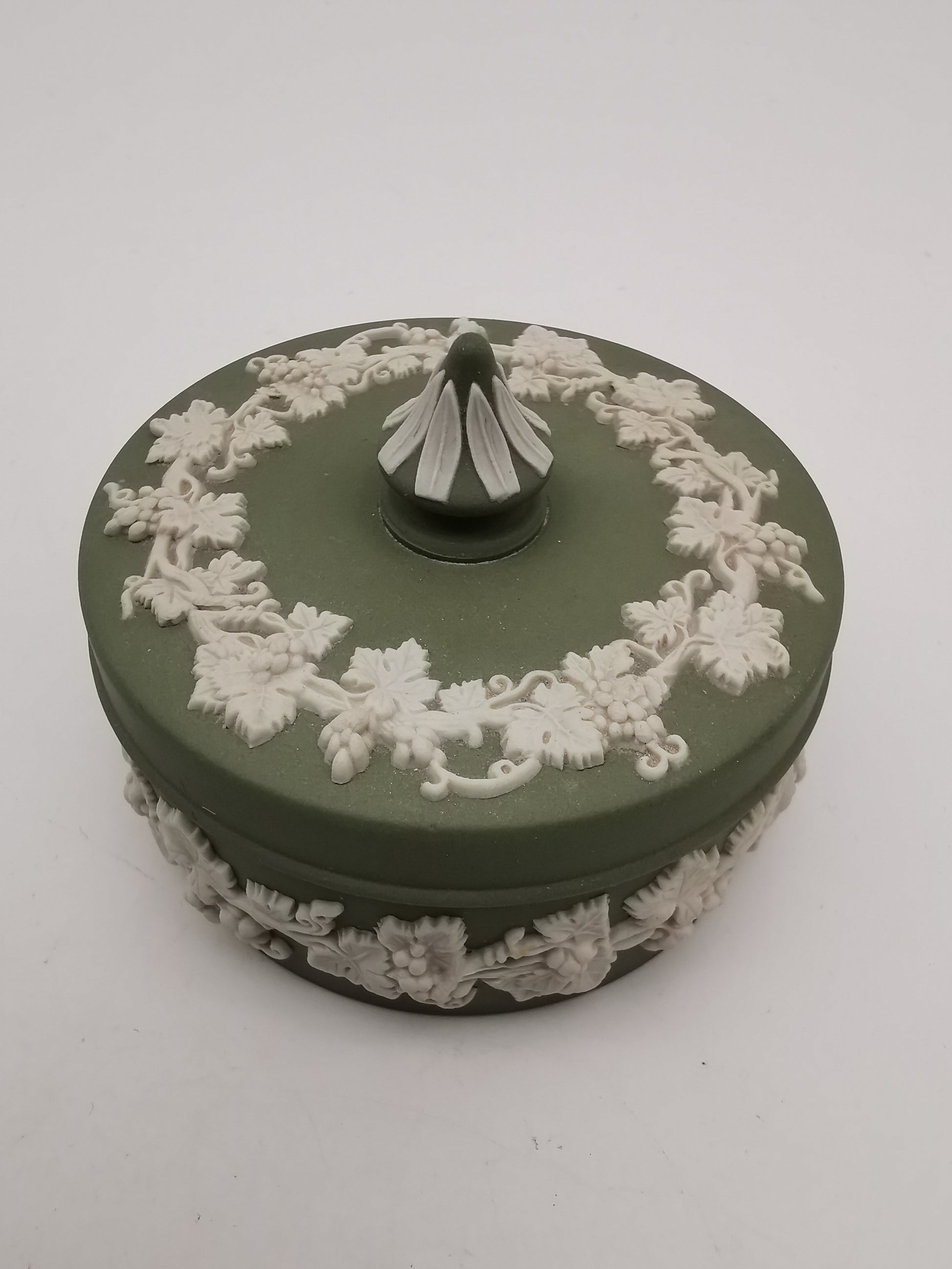 Vintage Wedgwood Sage Green Jasperware Small Round Grapevine Trinket Box