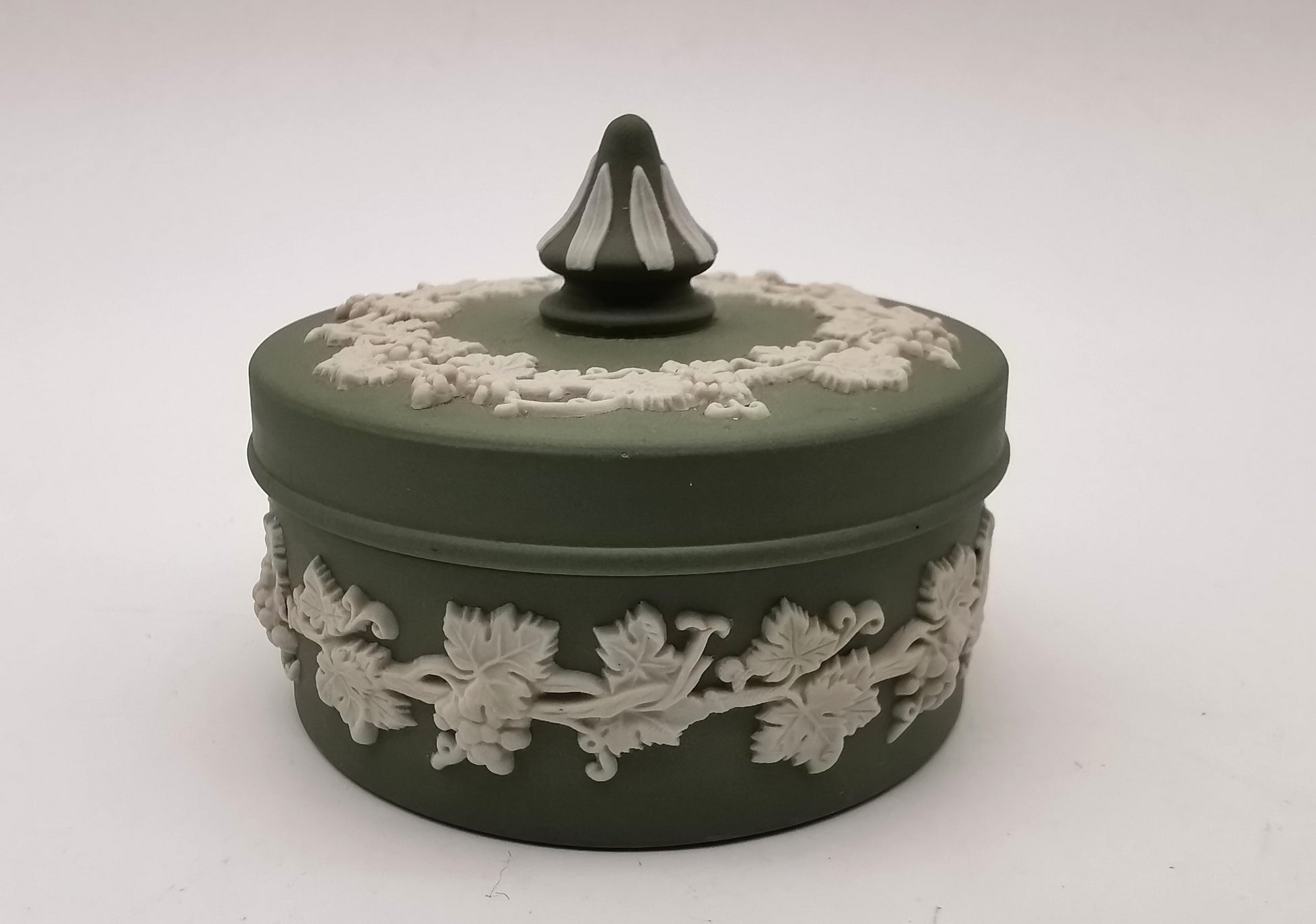 Vintage Wedgwood Sage Green Jasperware Small Round Grapevine Trinket Box