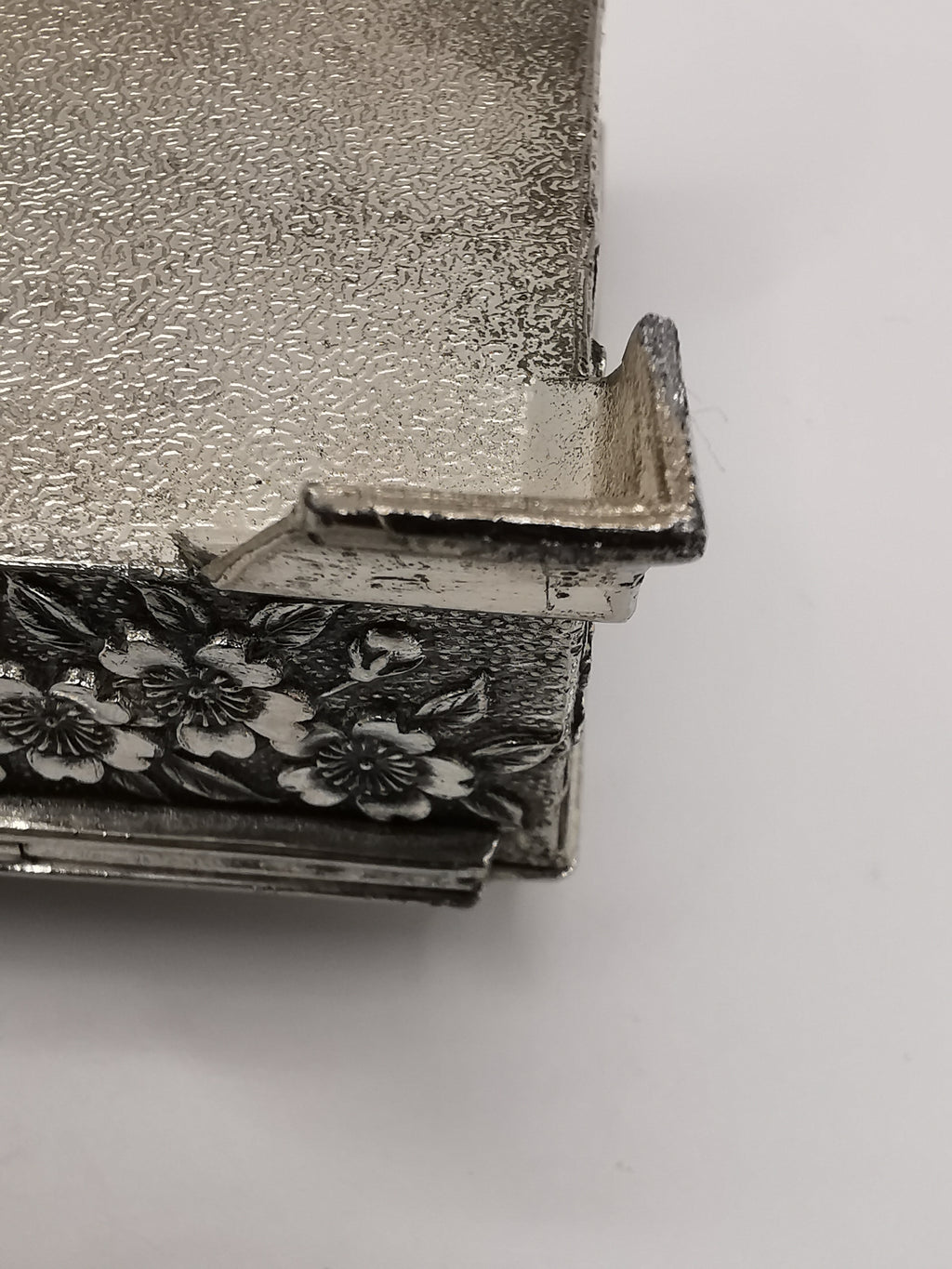 Silver Plated Metal Flowers and Birds Embossed Box, Foreign, Japan