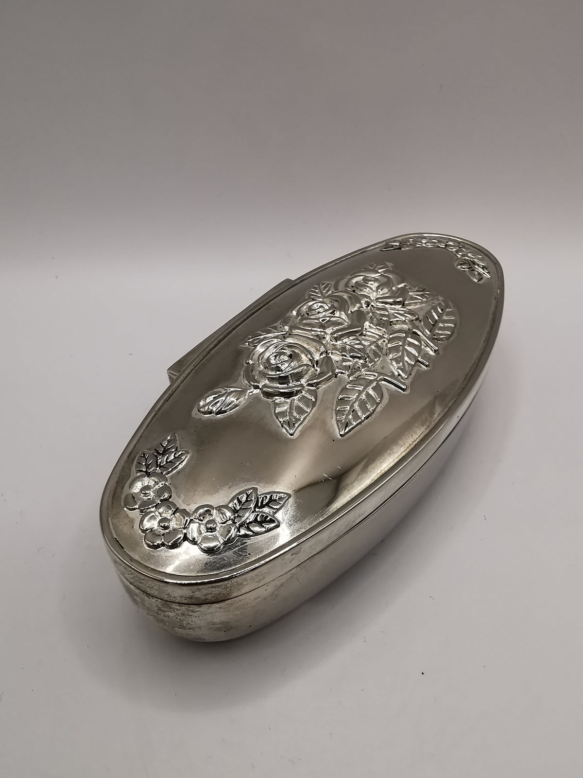 Vintage Silver-Plated Footed Rose Decor Oval Trinket Box